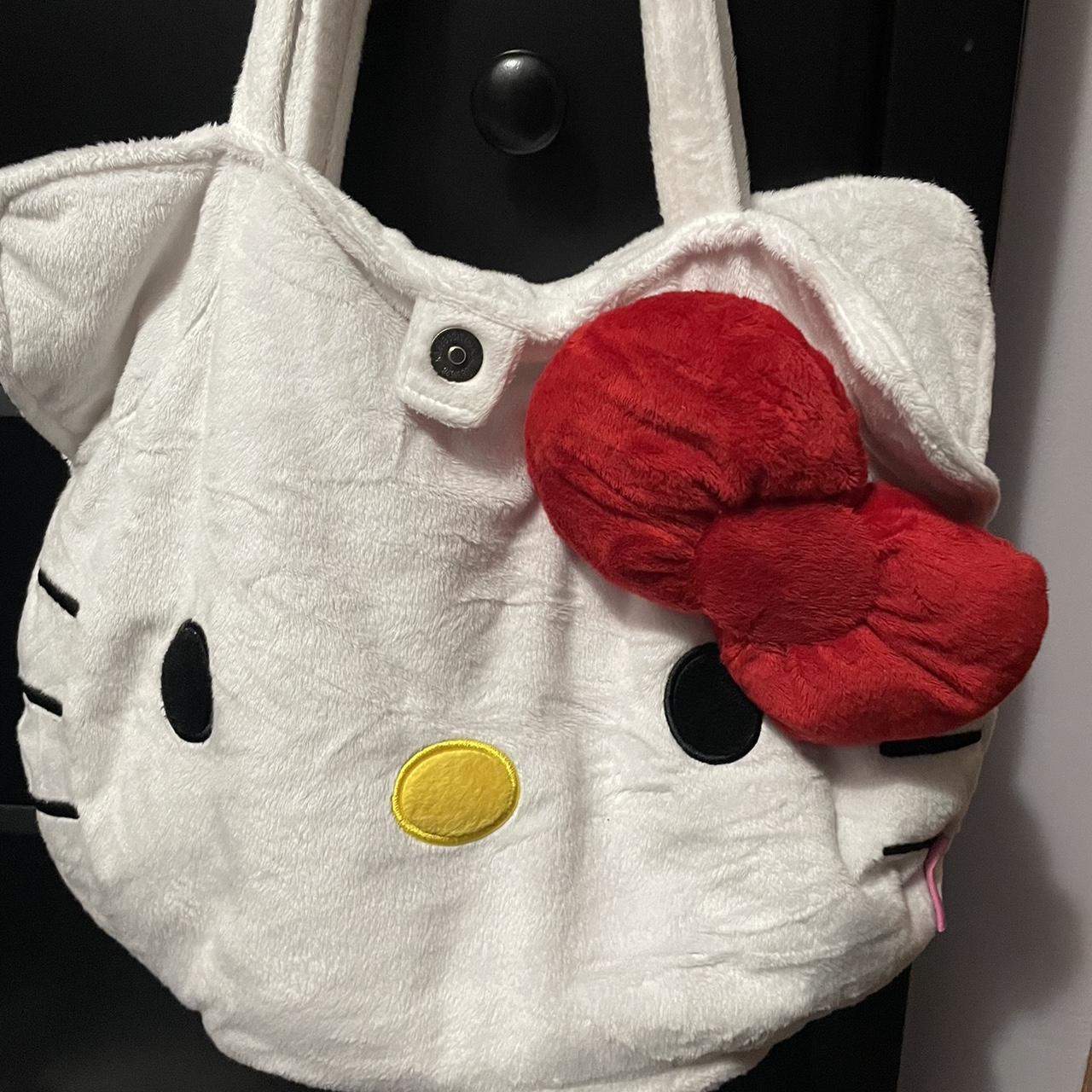 A cute hello kitty bag I got from depop!!💗  Hello kitty bag, Hello kitty, Hello  kitty my melody