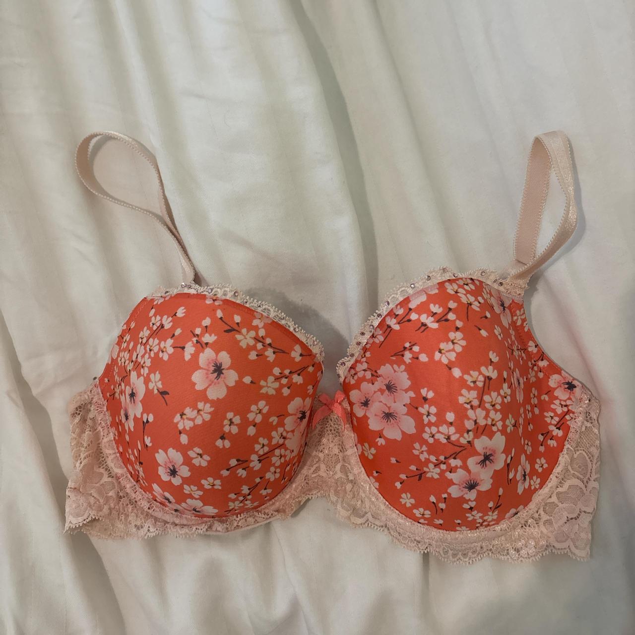 item listed by vsimental