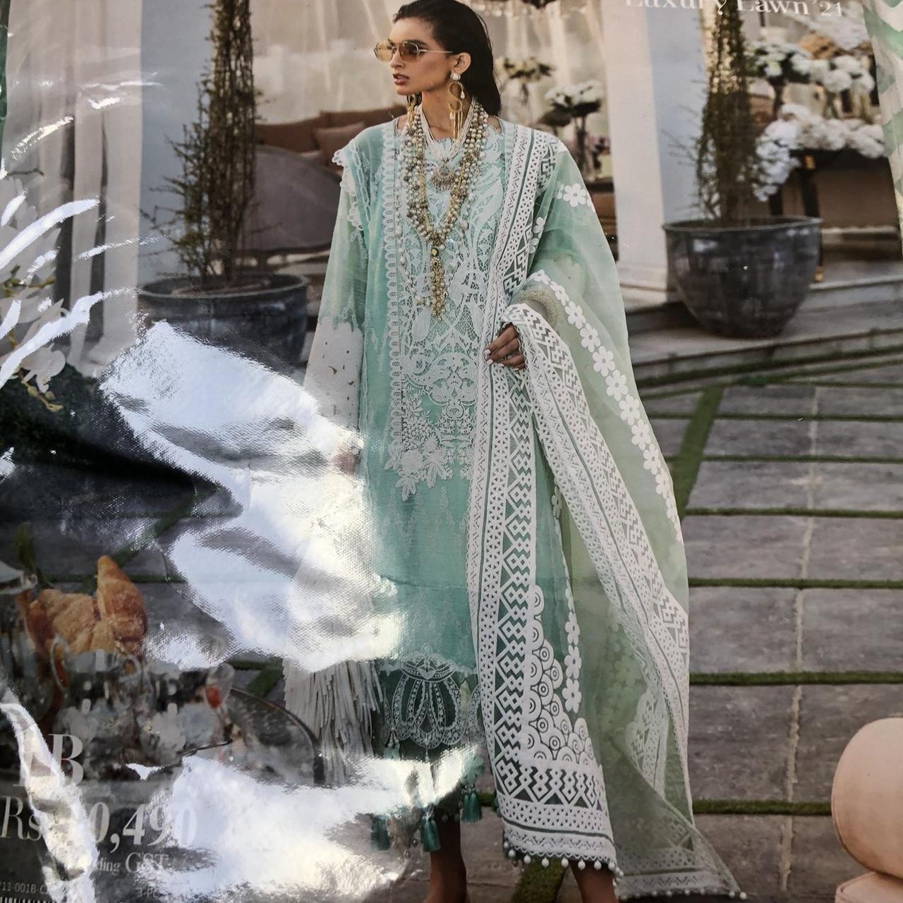 Pakistani unstitched clearance designer suits