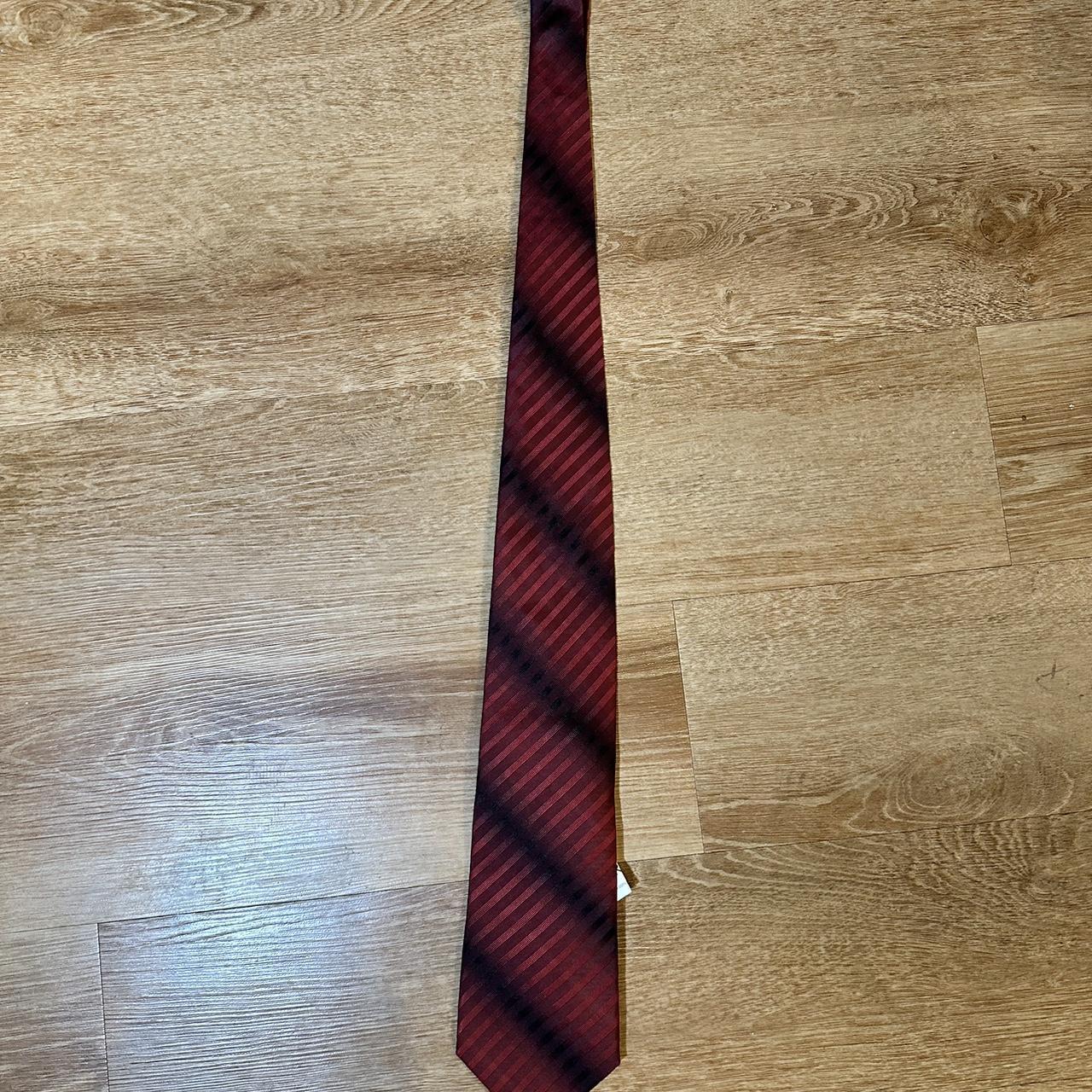 Red and Black Gucci tie #gucci #tie #designer - Depop