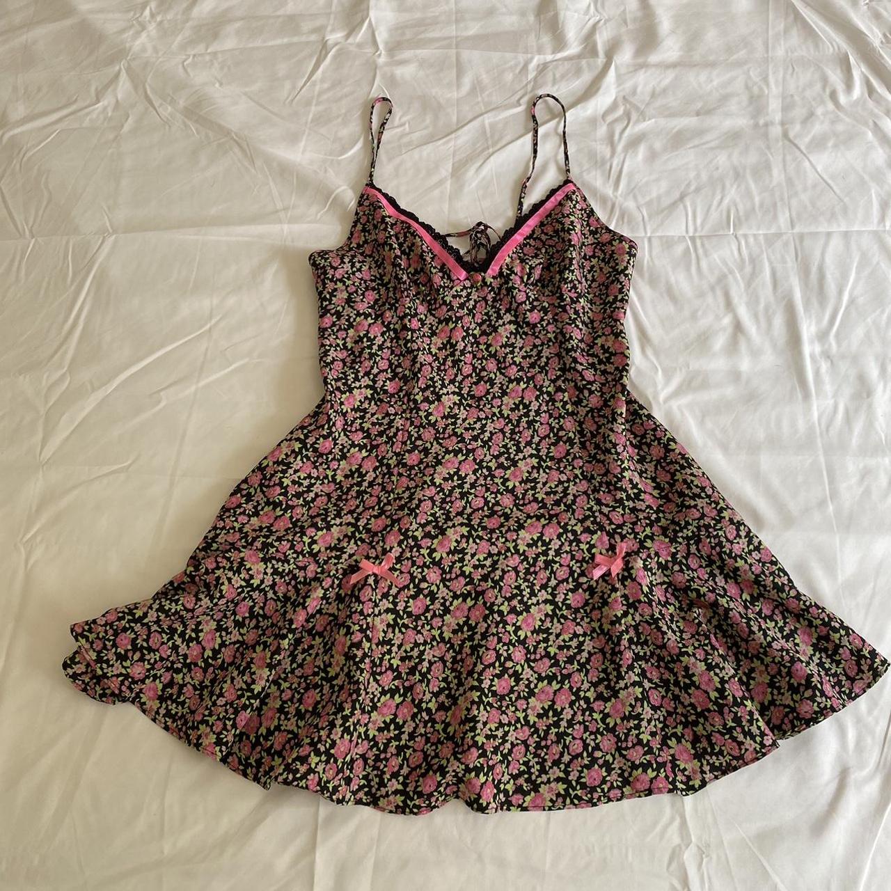 Betsey Johnson Women's Black and Pink Dress | Depop