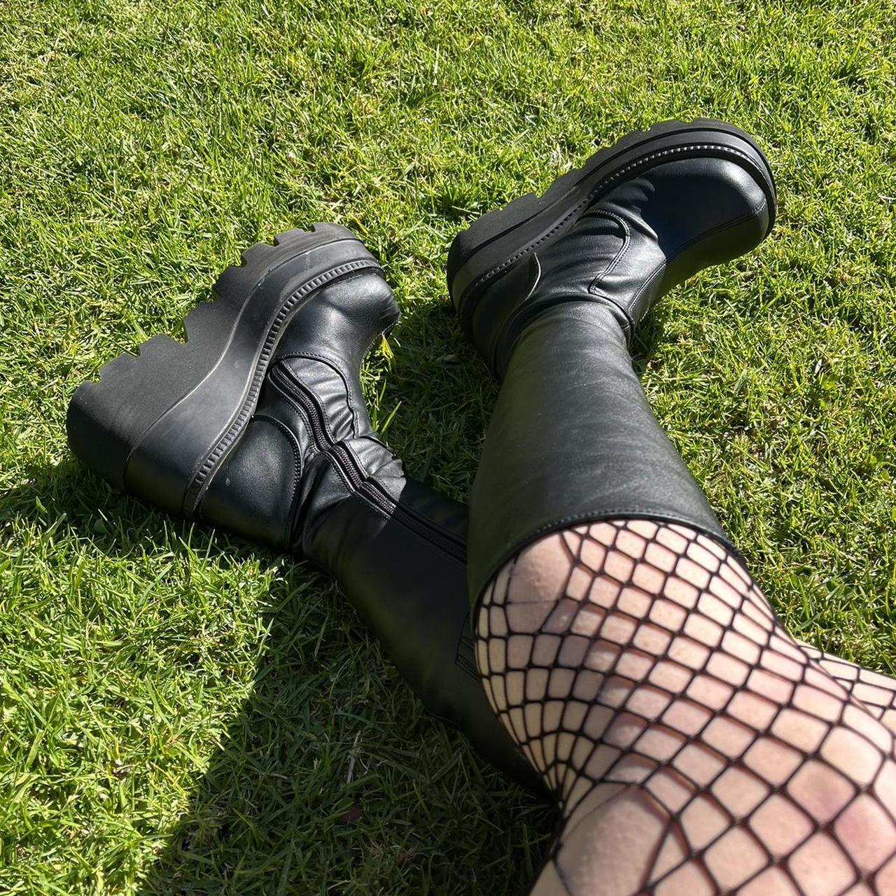 demonia boots shaker 100