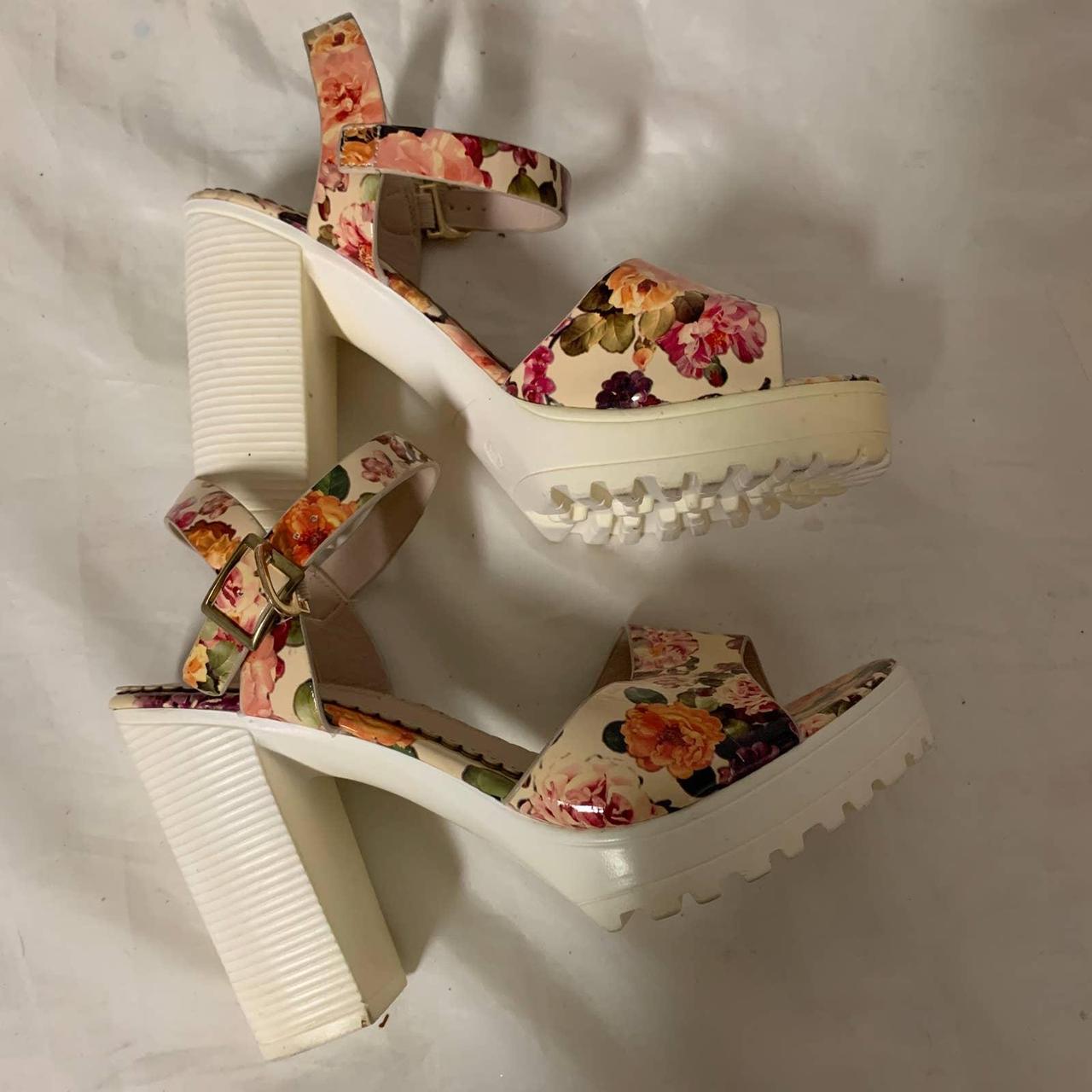 Tabitha Simmons Calla Meadow Floral Platform Linen Canvas Sandals Beige  38.5 66067