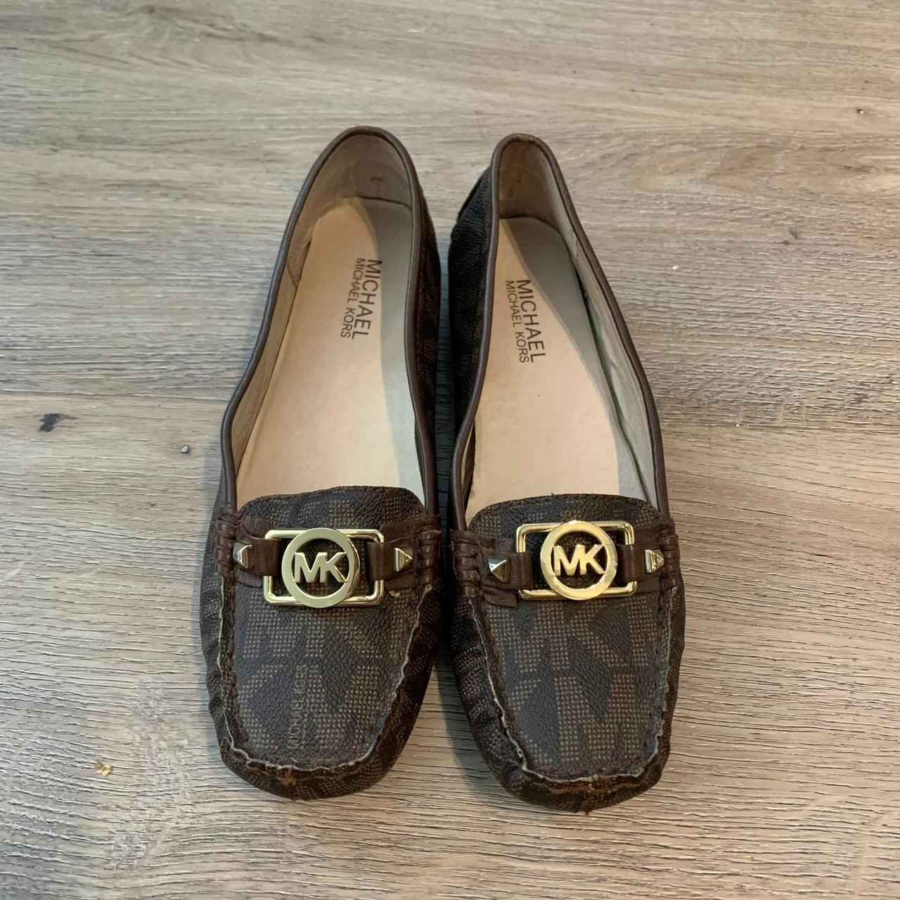 Mk clearance logo flats