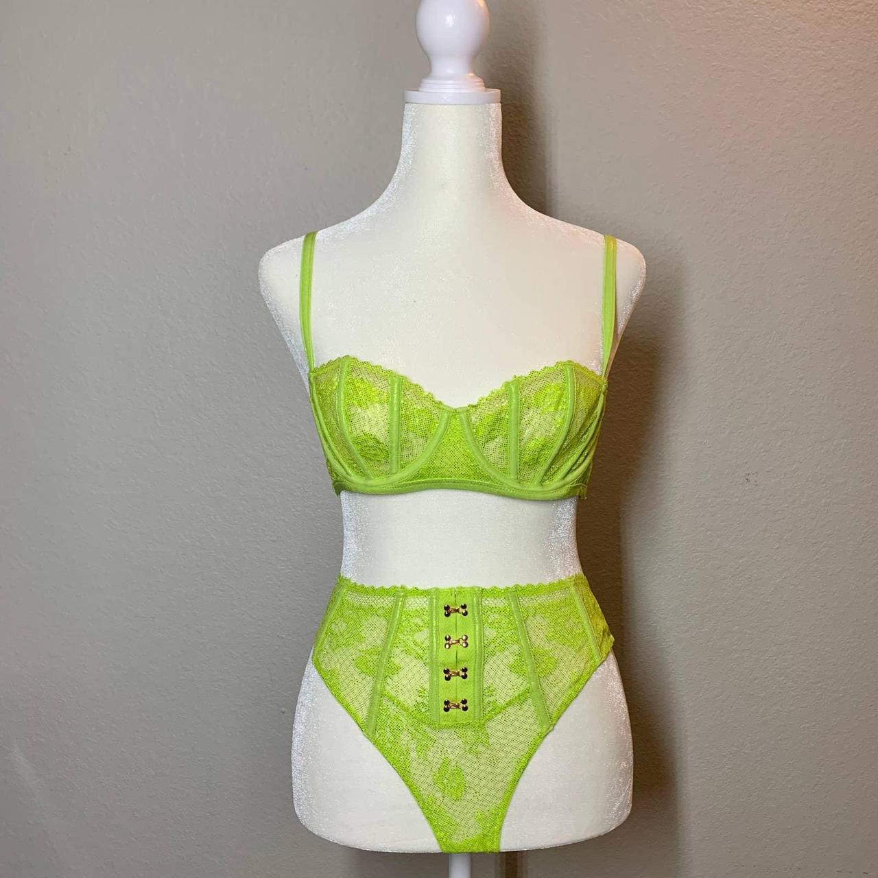Savage Fenty neon green lace bra lingerie set sz 34 - Depop