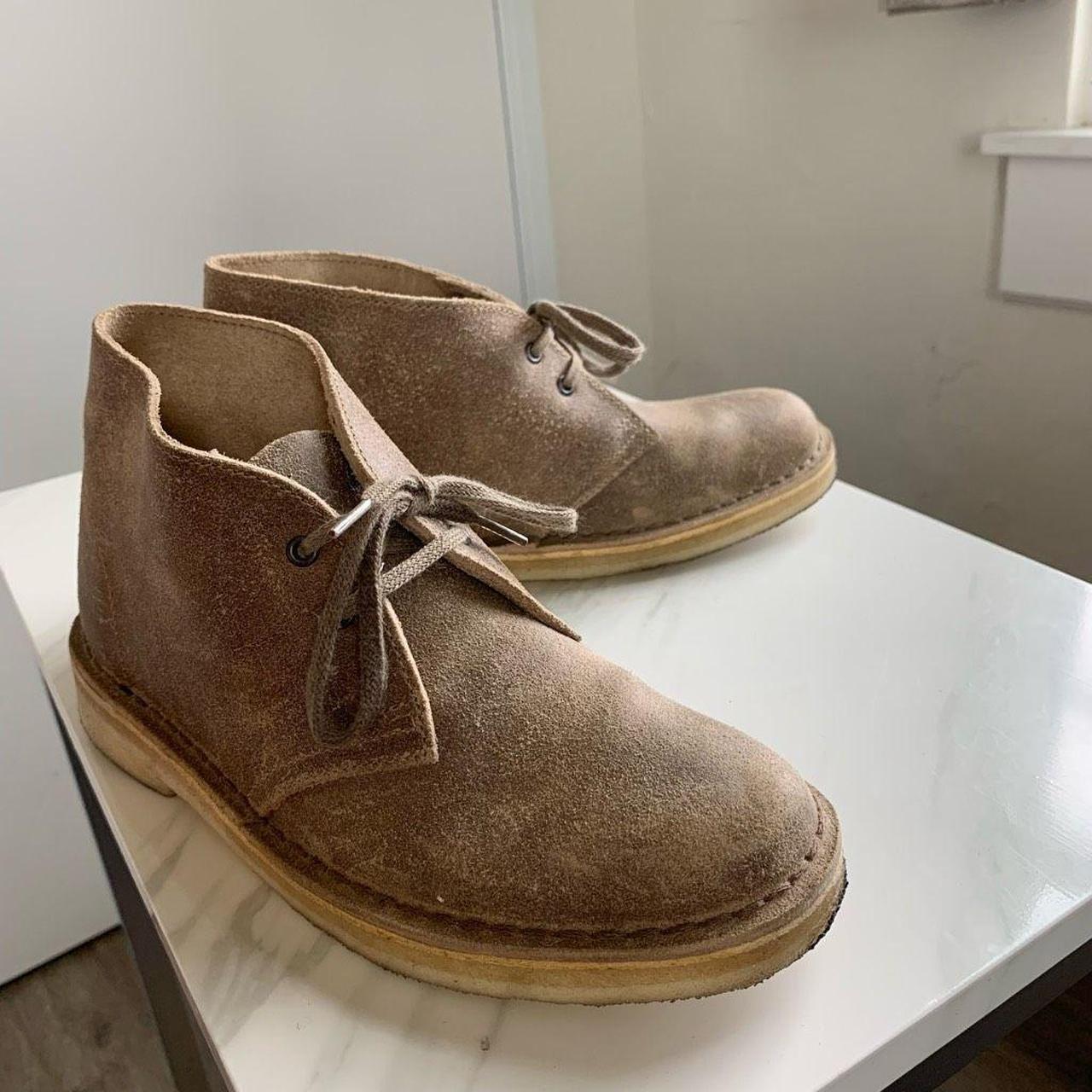 clarks flat boots
