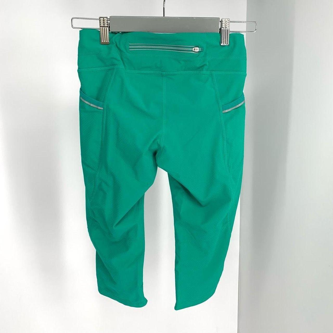 ATHLETA solid green cropped capri leggings sz xs - Depop