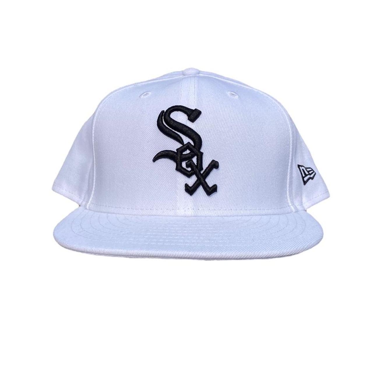 Chicago White Sox Leather New Era Hat - Size 7 - Depop