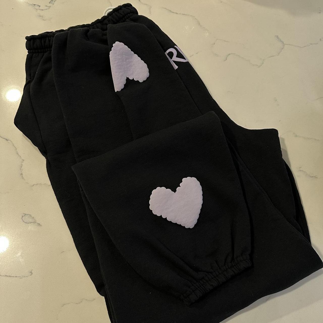 olivia rodrigo black sweatpants - Depop