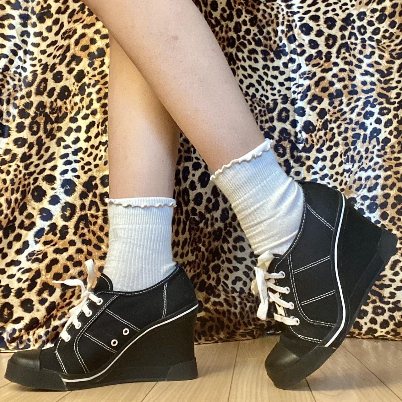 jd black and white trainers