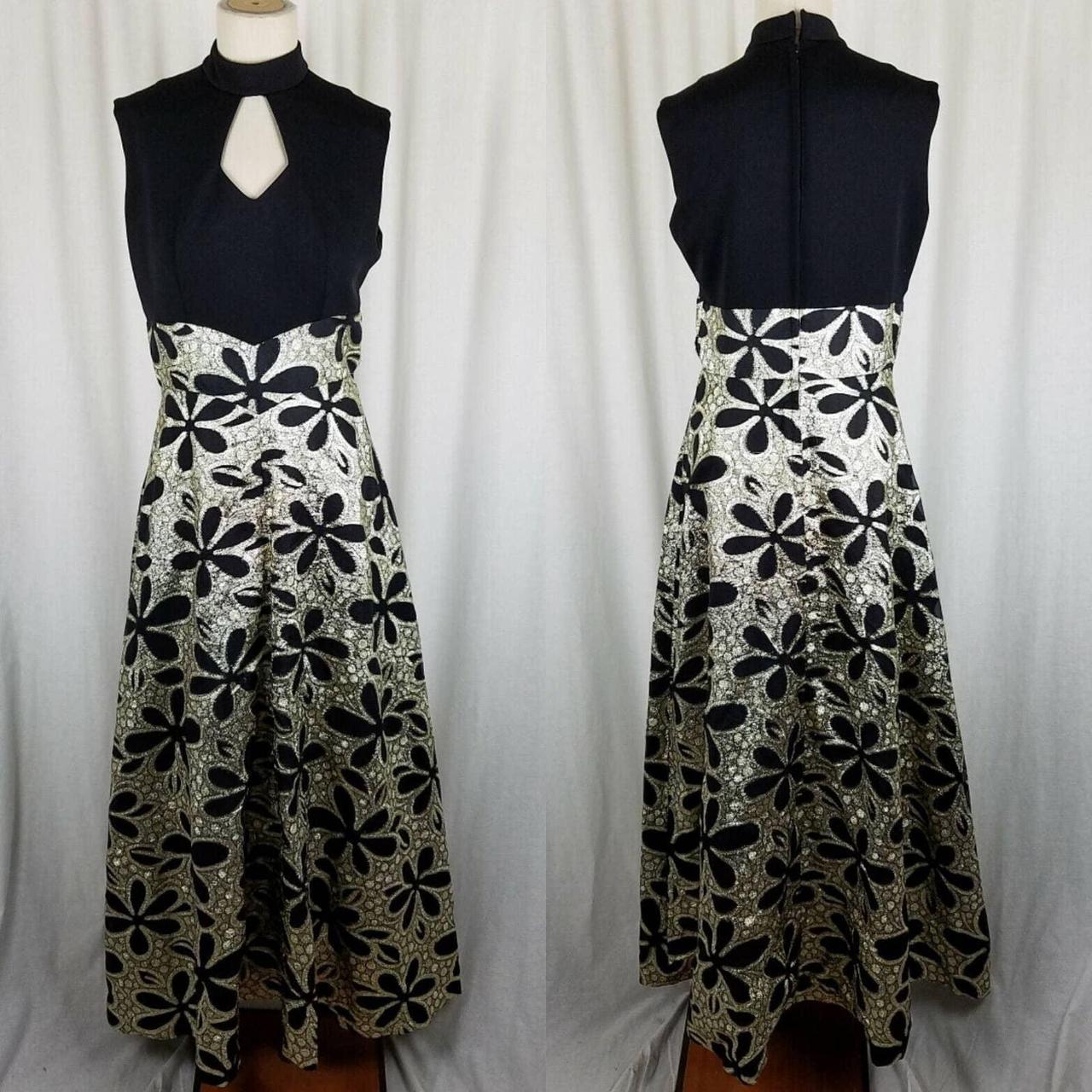 Vintage 1970's Black & Gold Metallic Floral Twirl... - Depop