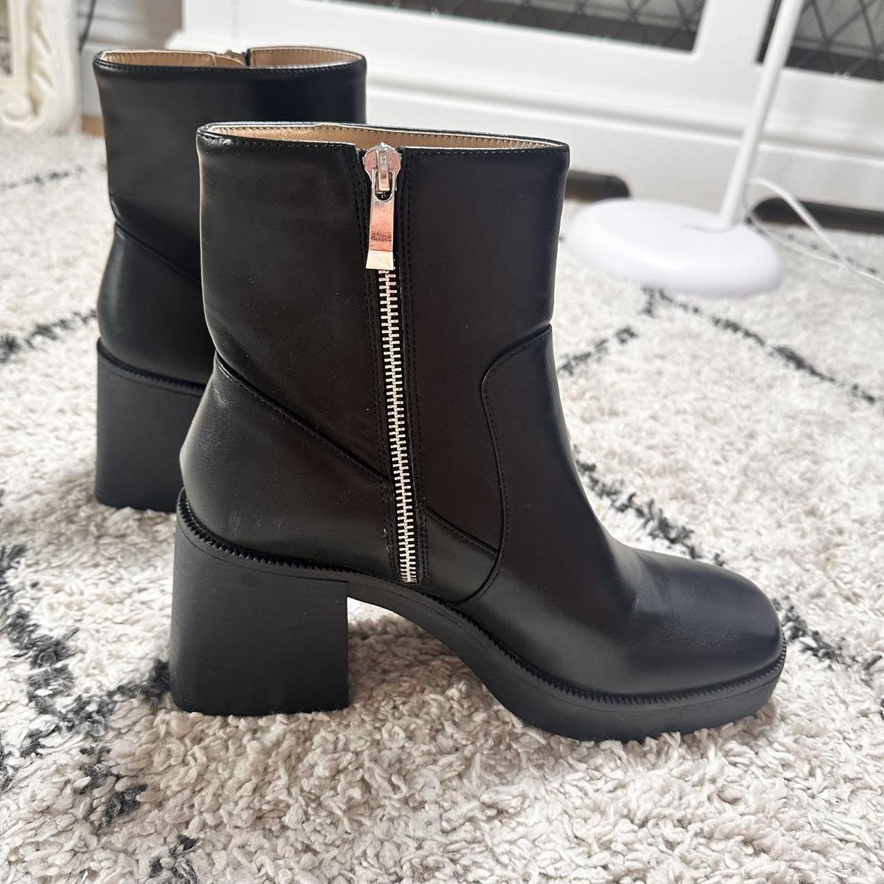 item listed by saskia_jade