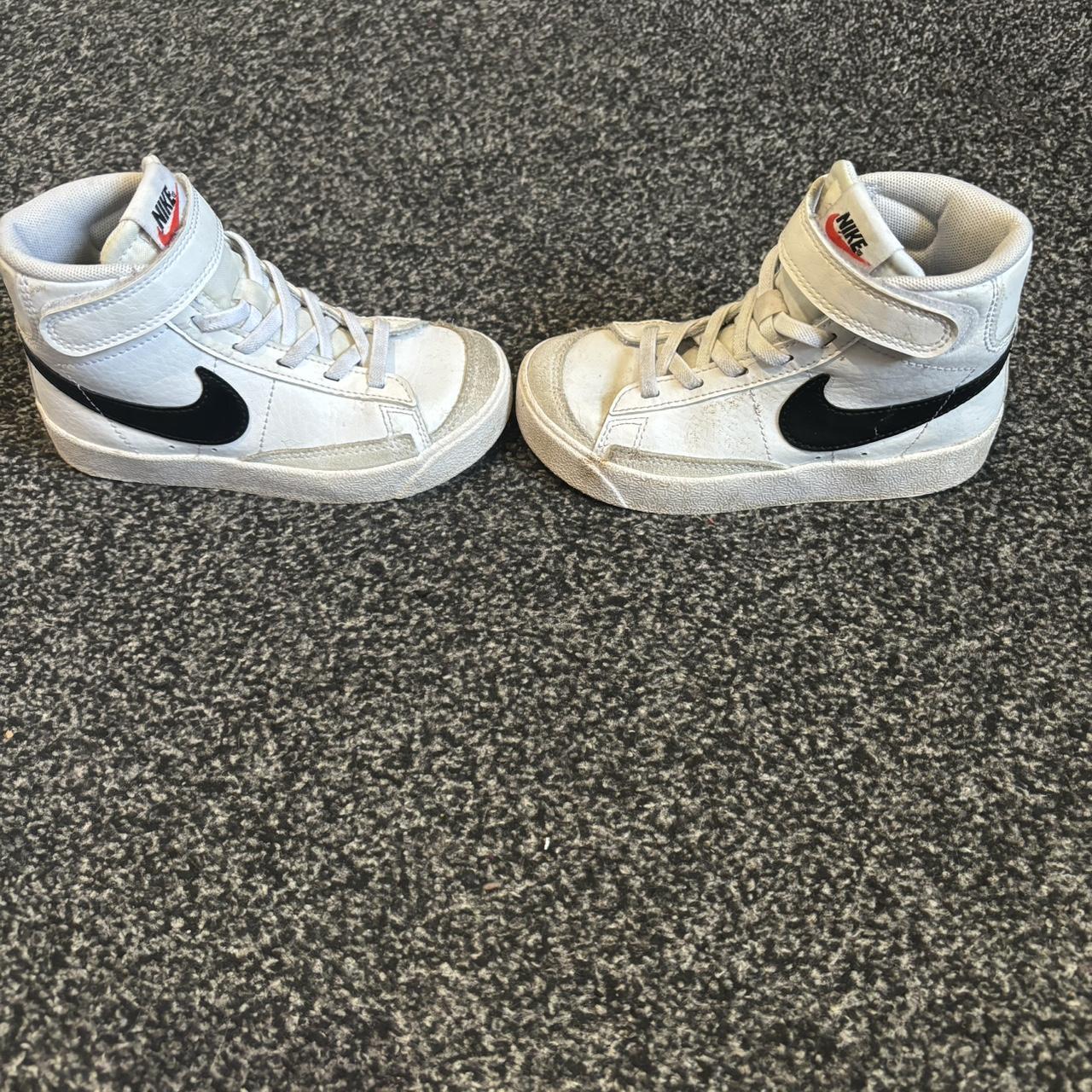 childrens nike trainers size 10