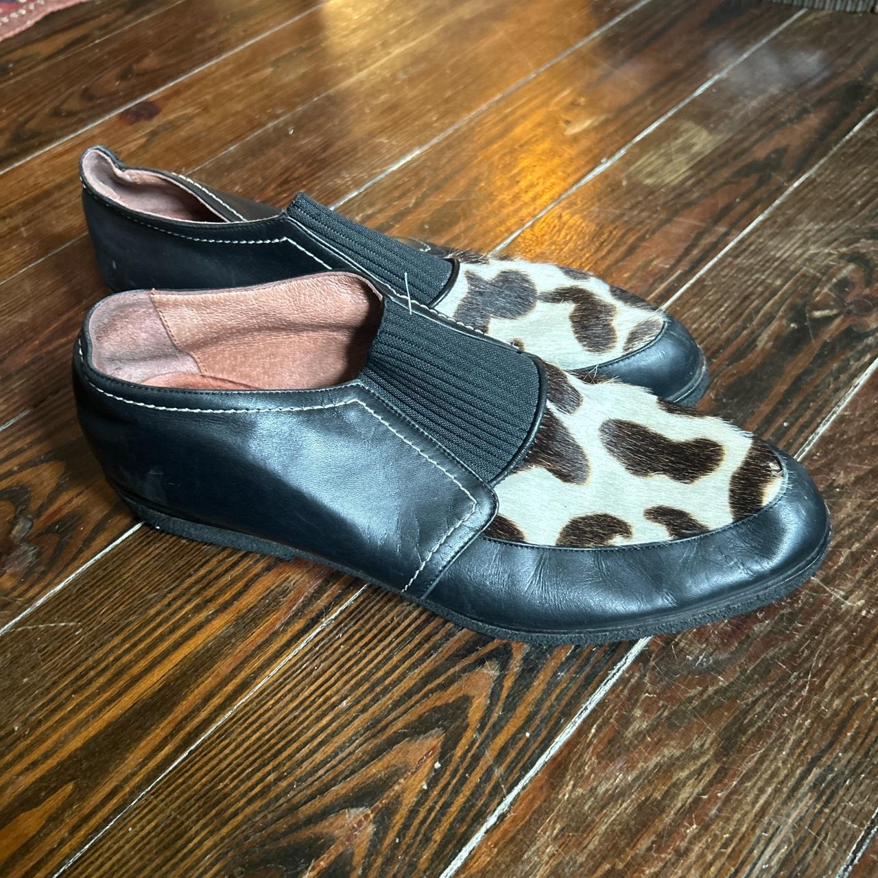 Vittorio Ricci cowprint loafers/oxfords 🐮🐄 Thrifted... - Depop