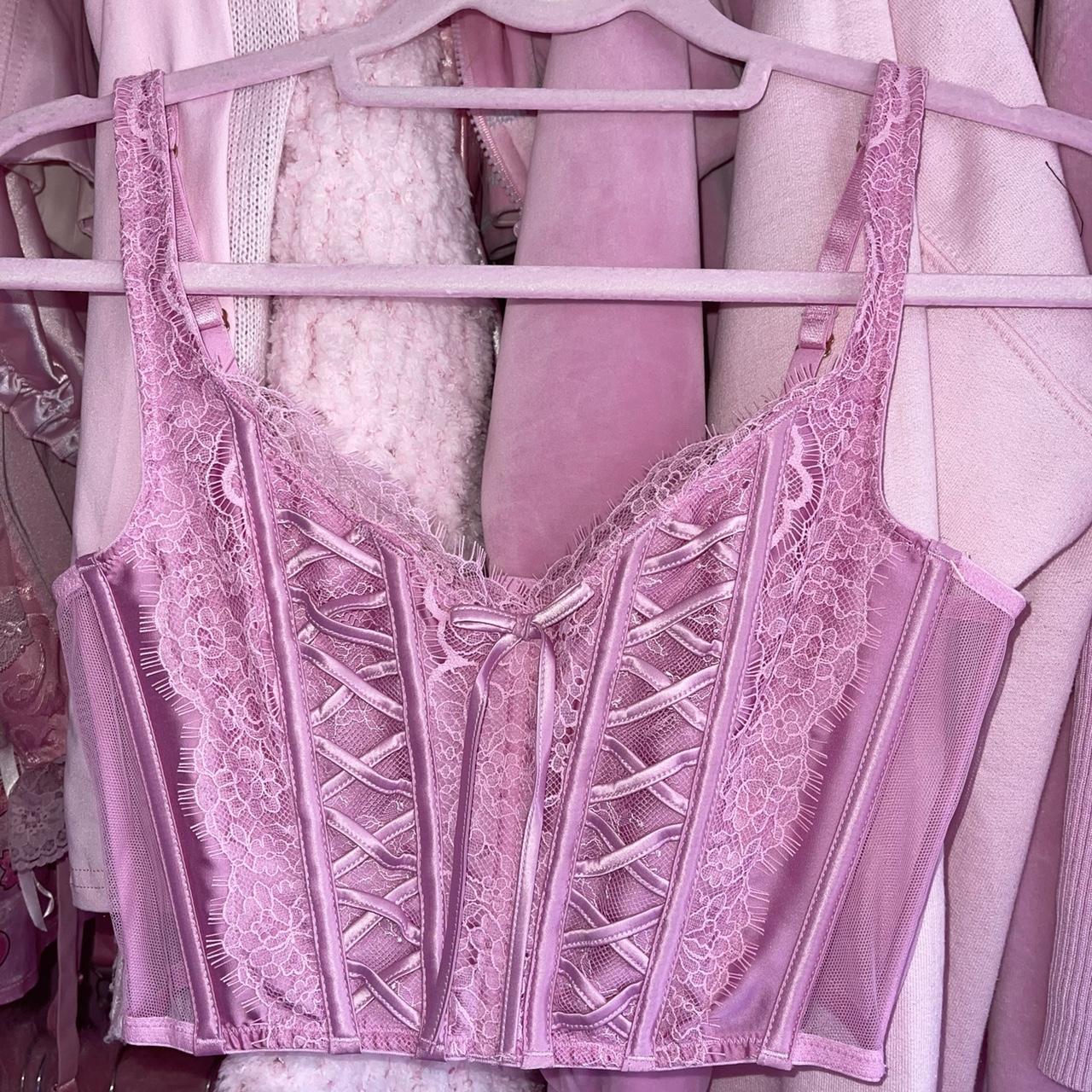 Victoria's Secret Women's Corset Depop