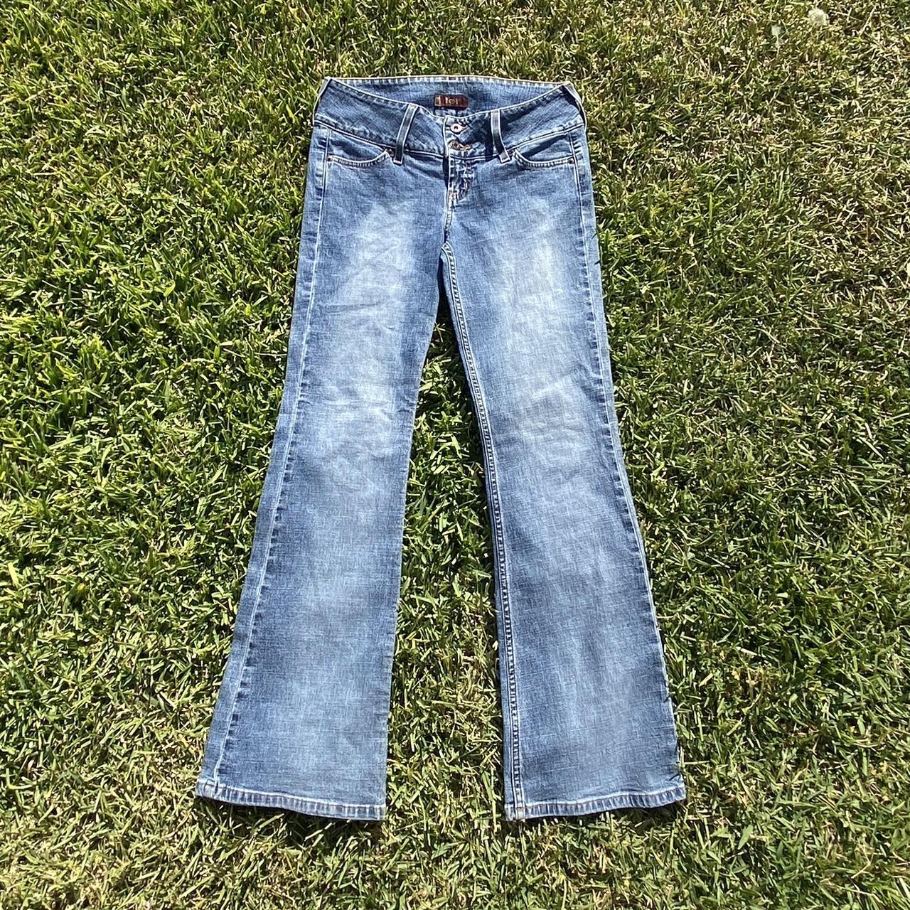 Vintage lei flared jeans Size 6 low rise No flaws... - Depop