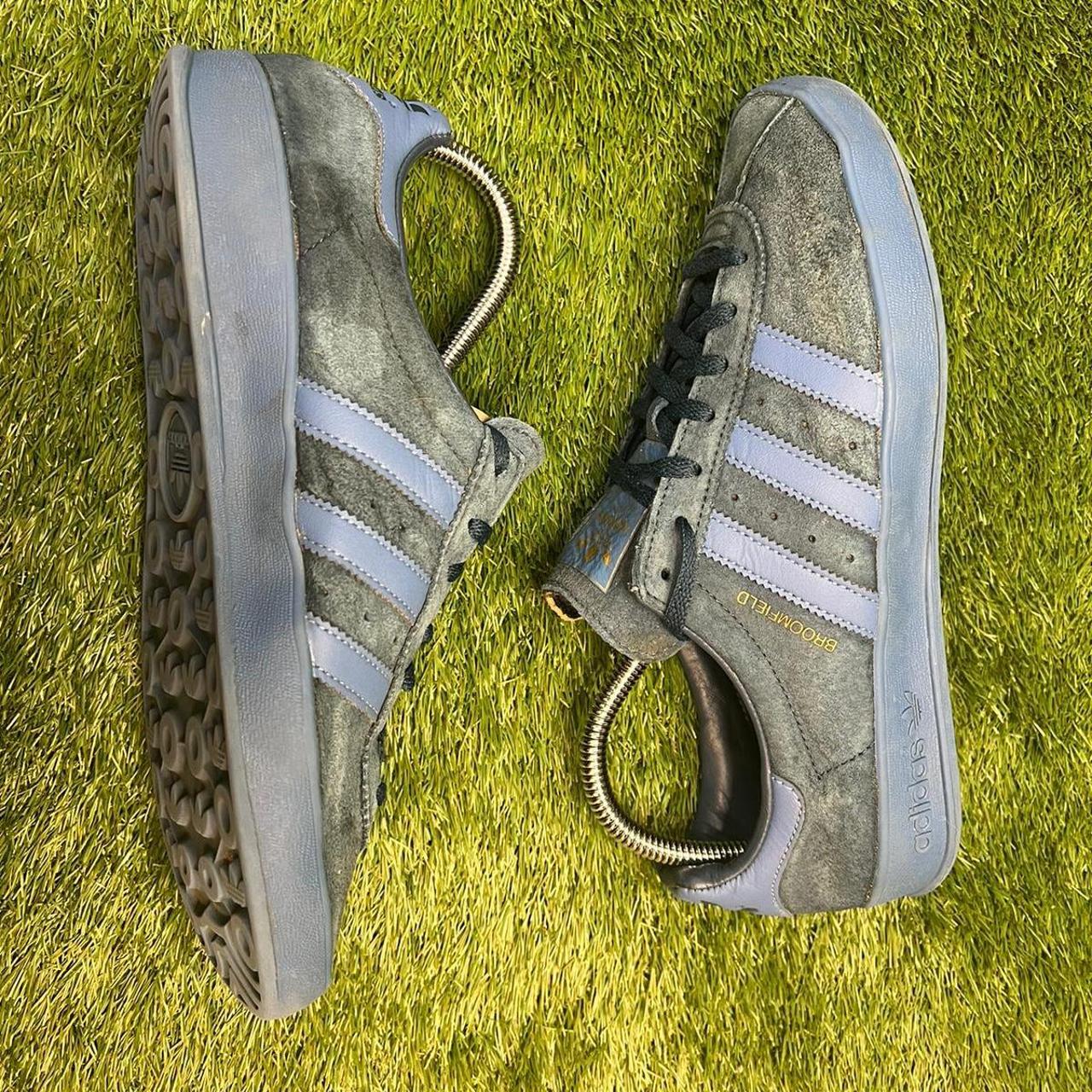 👟2020 Adidas Broomfield navy blue suede Depop