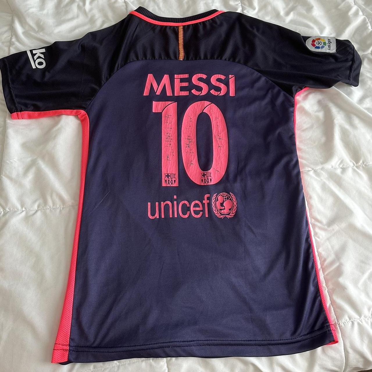 Barcelona Lionel Messi soccer jersey Qatar - Depop