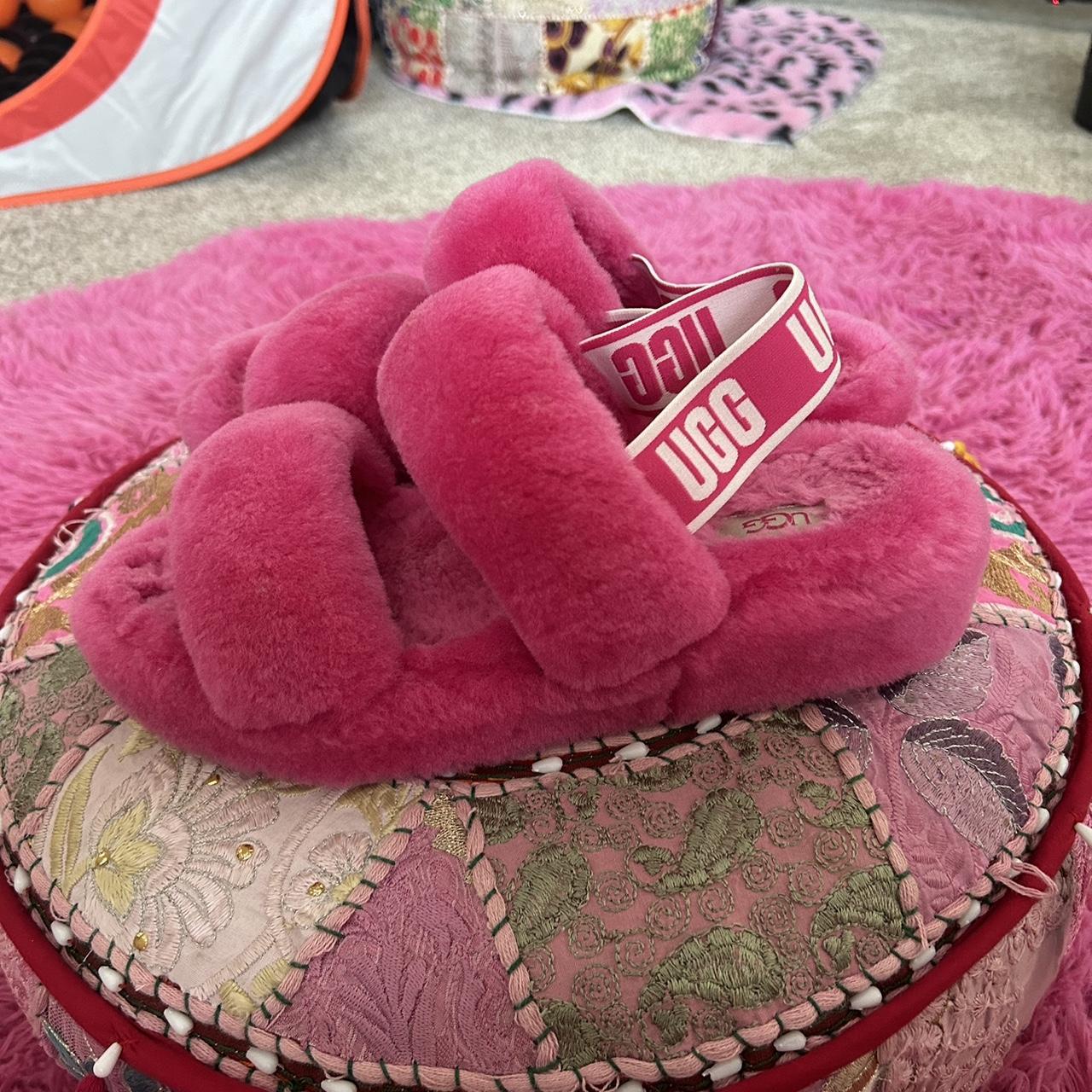 Orders pink ugg slides