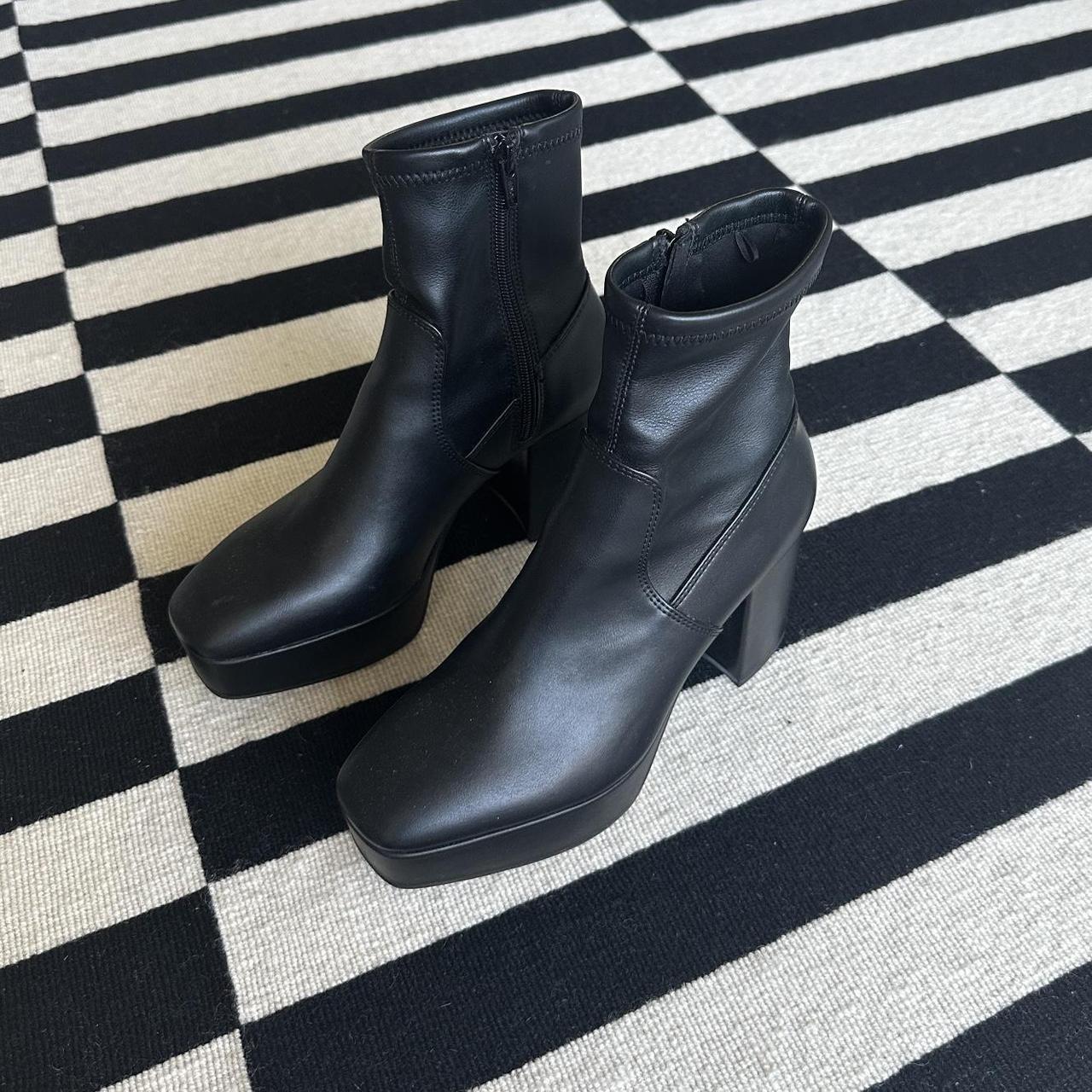 Sexy Black H&M platform boots , elongates your legs... - Depop