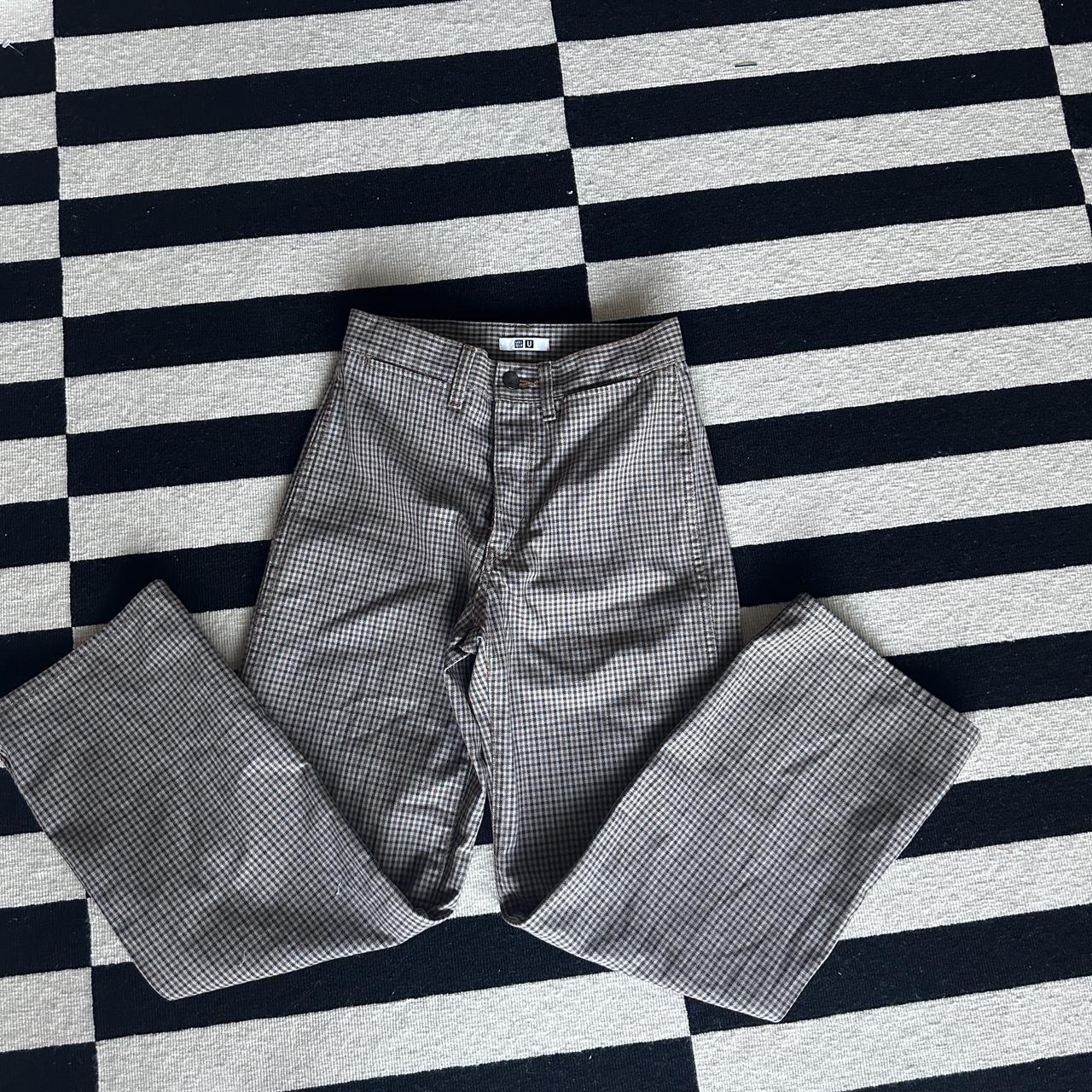 Uniqlo pants size XS with two back pockets and a zip... - Depop