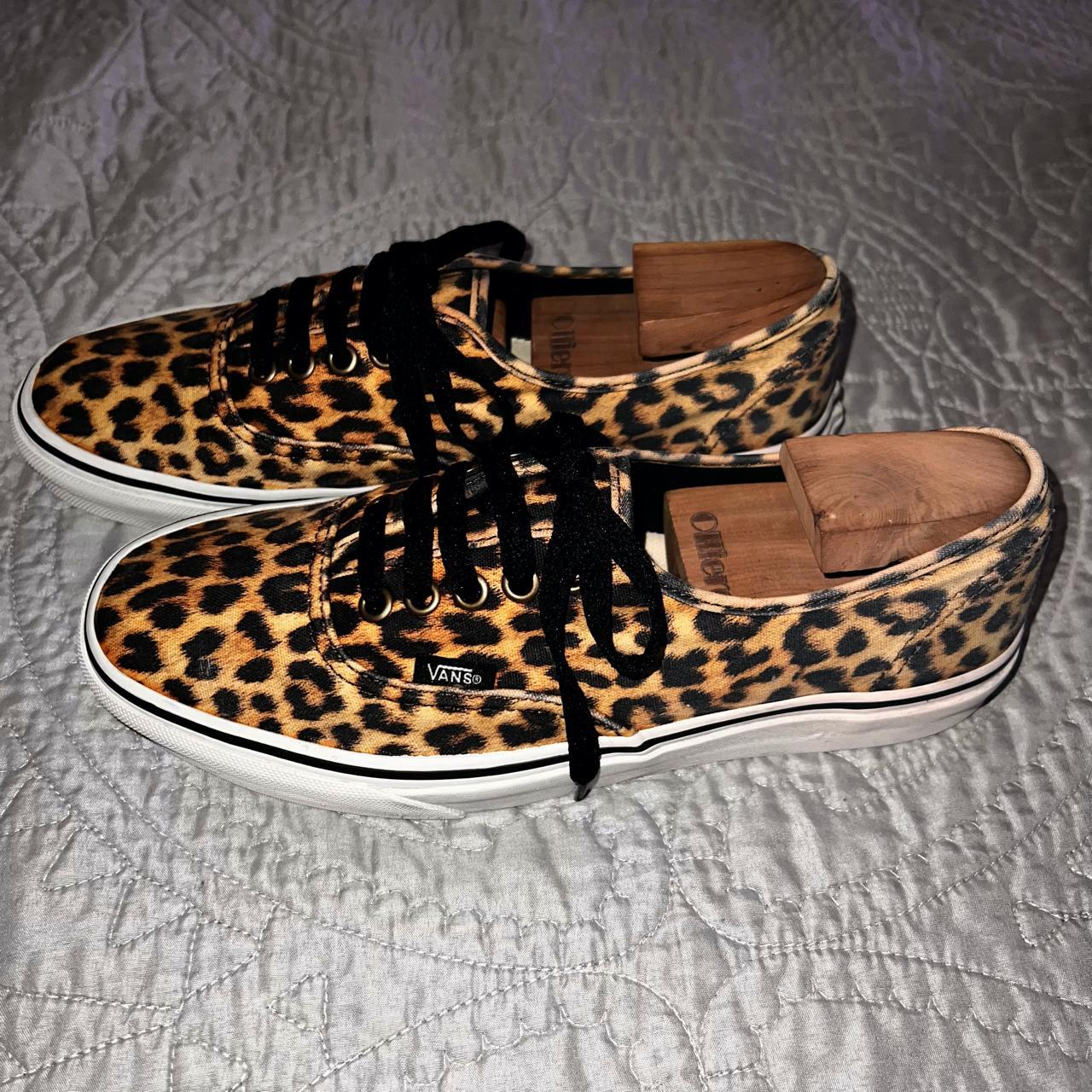 Womens vans best sale animal print