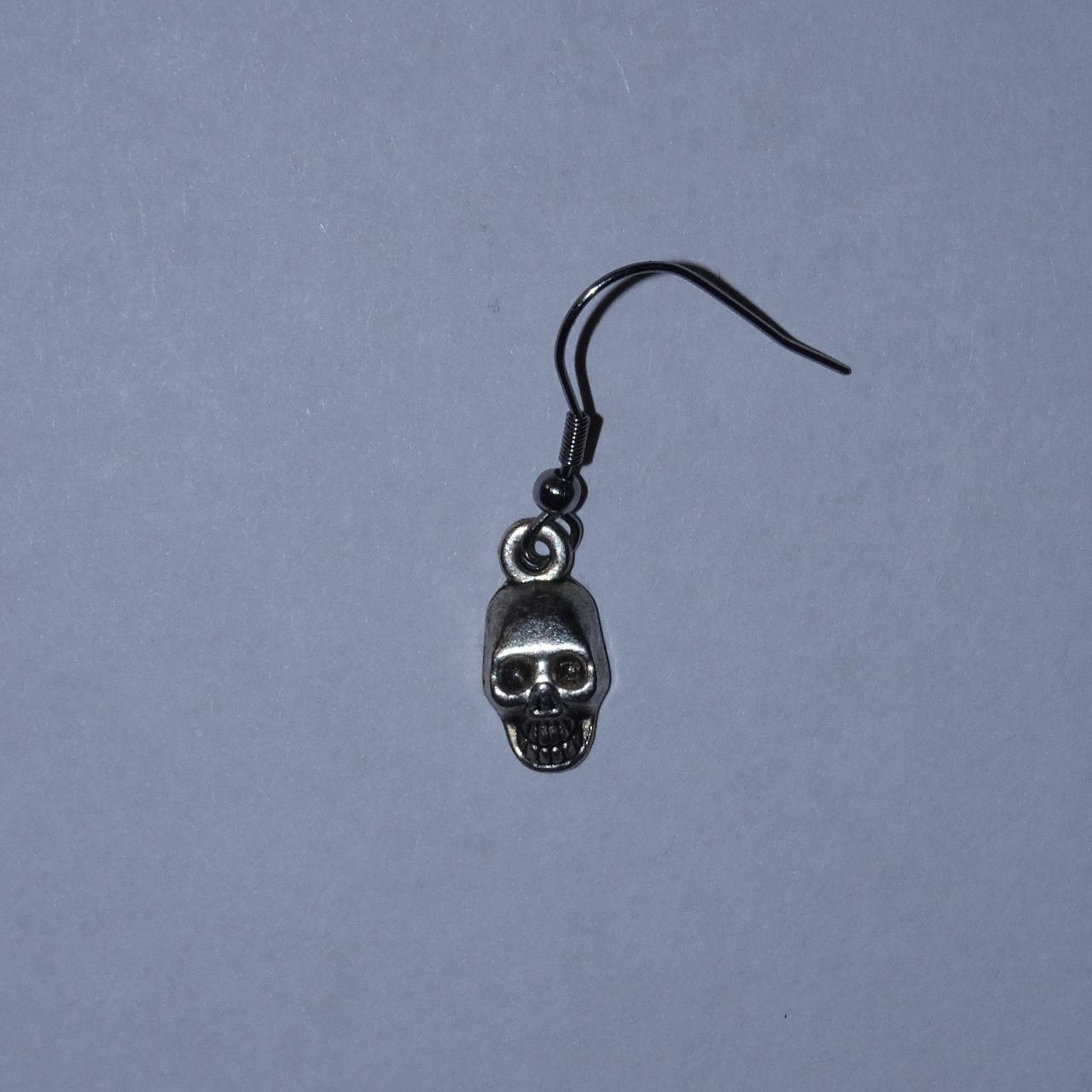 item listed by fiktiondemon