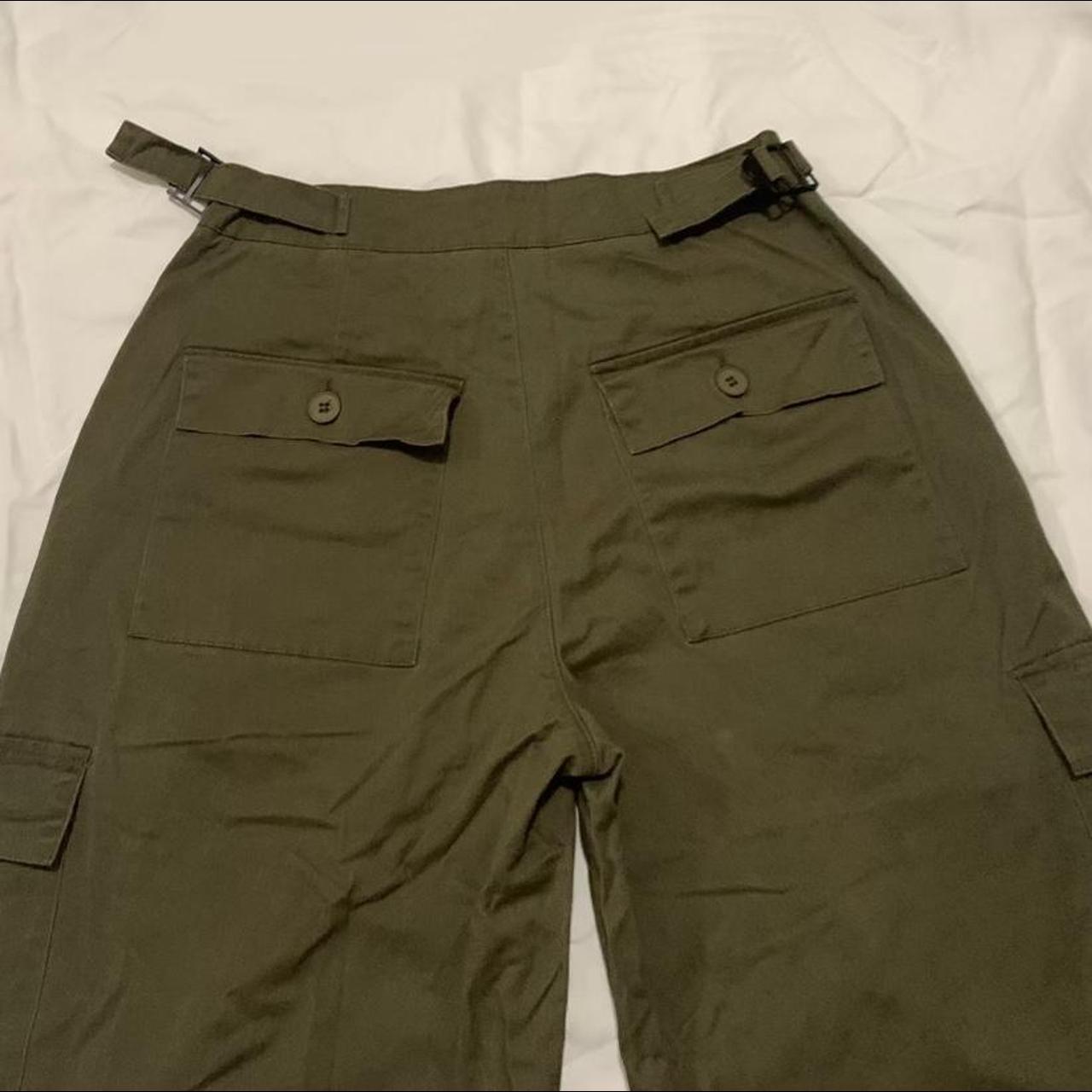 Edikted cargo pants 💚 Zahara low rise Color Olive... Depop