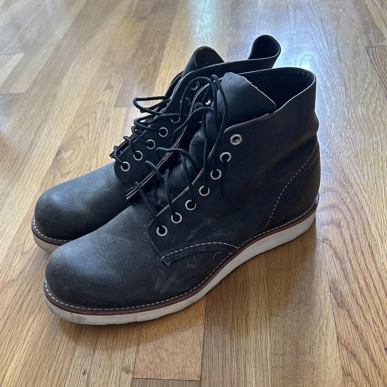 Redwing Men's Black and Grey Boots | Depop