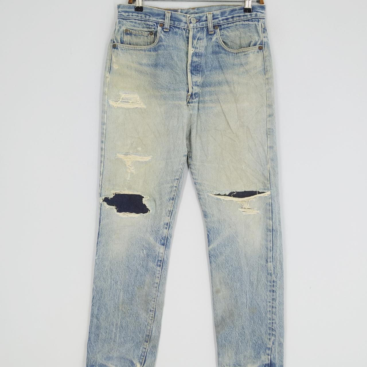 Levis 501 outlet ripped