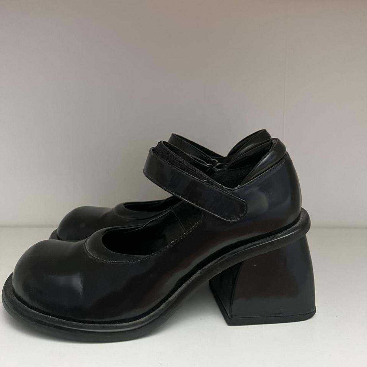 unif dot mary janes