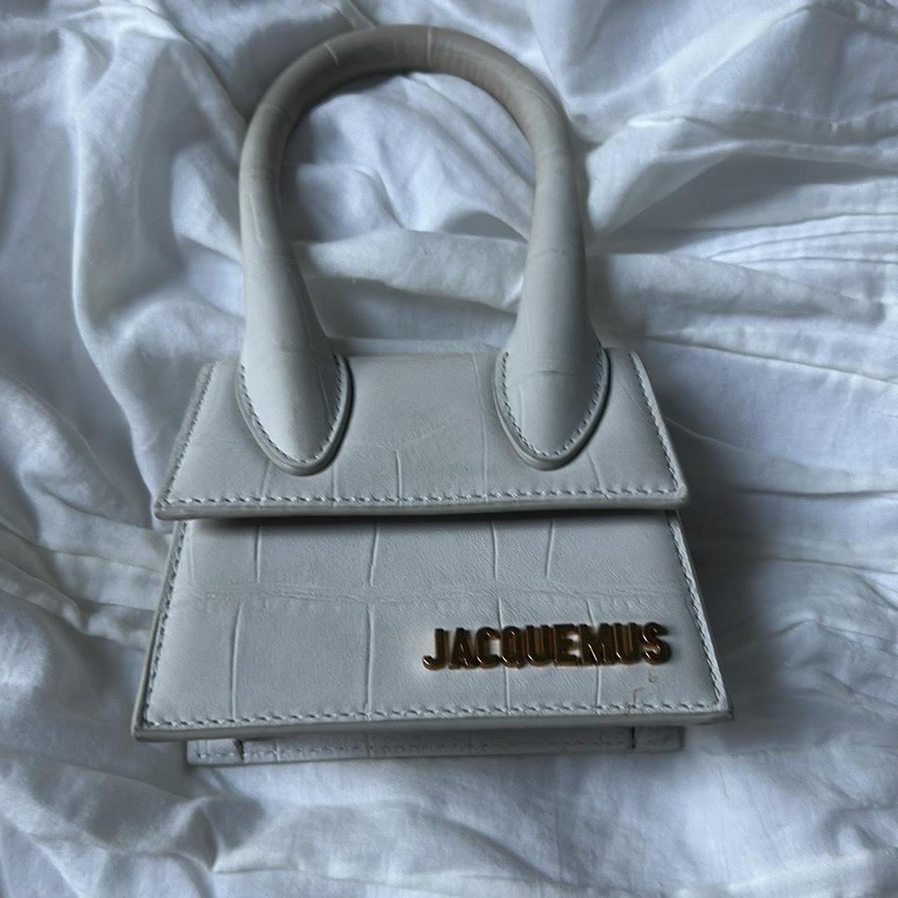 item listed by aliceshatz