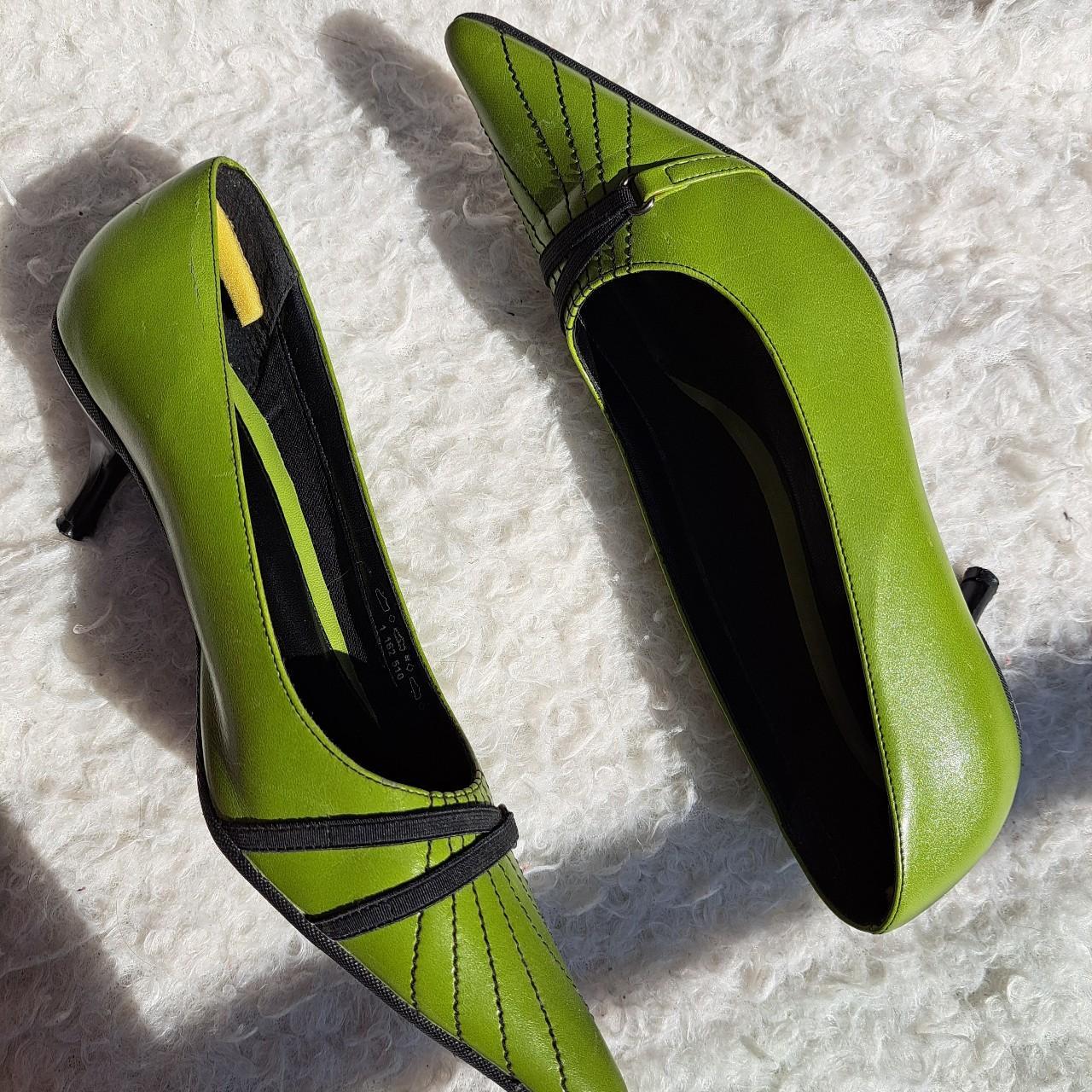 Selling the cutest green kitten heels with black... - Depop