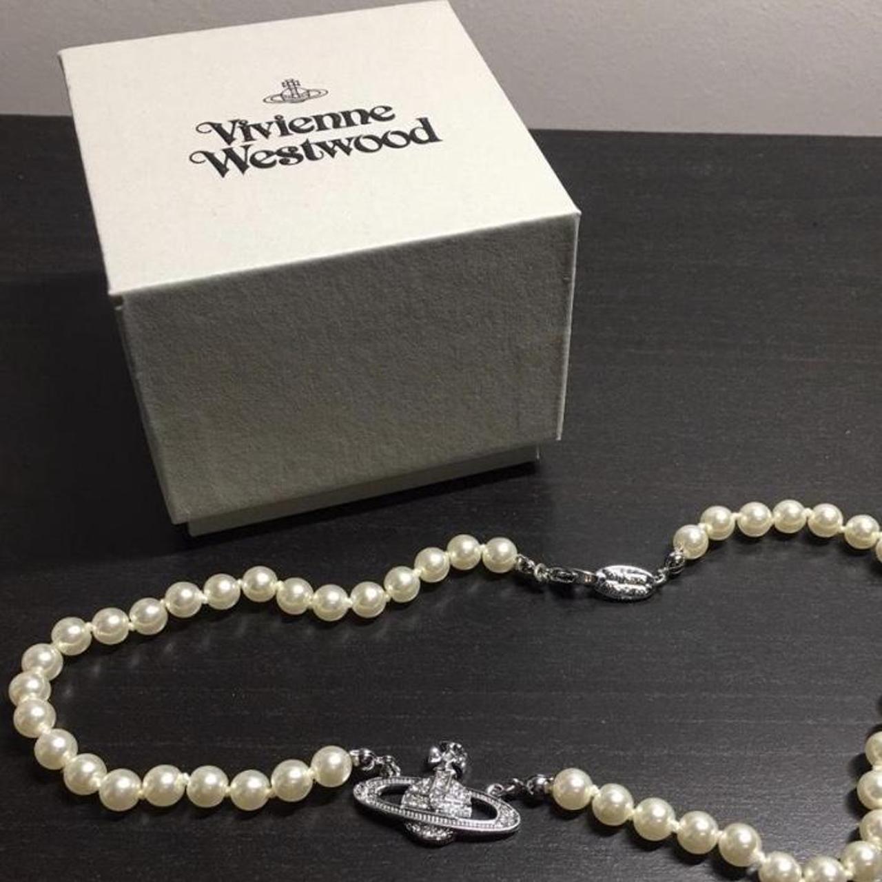 Real Vivienne Westwood Pearl Necklace Only worn a... - Depop