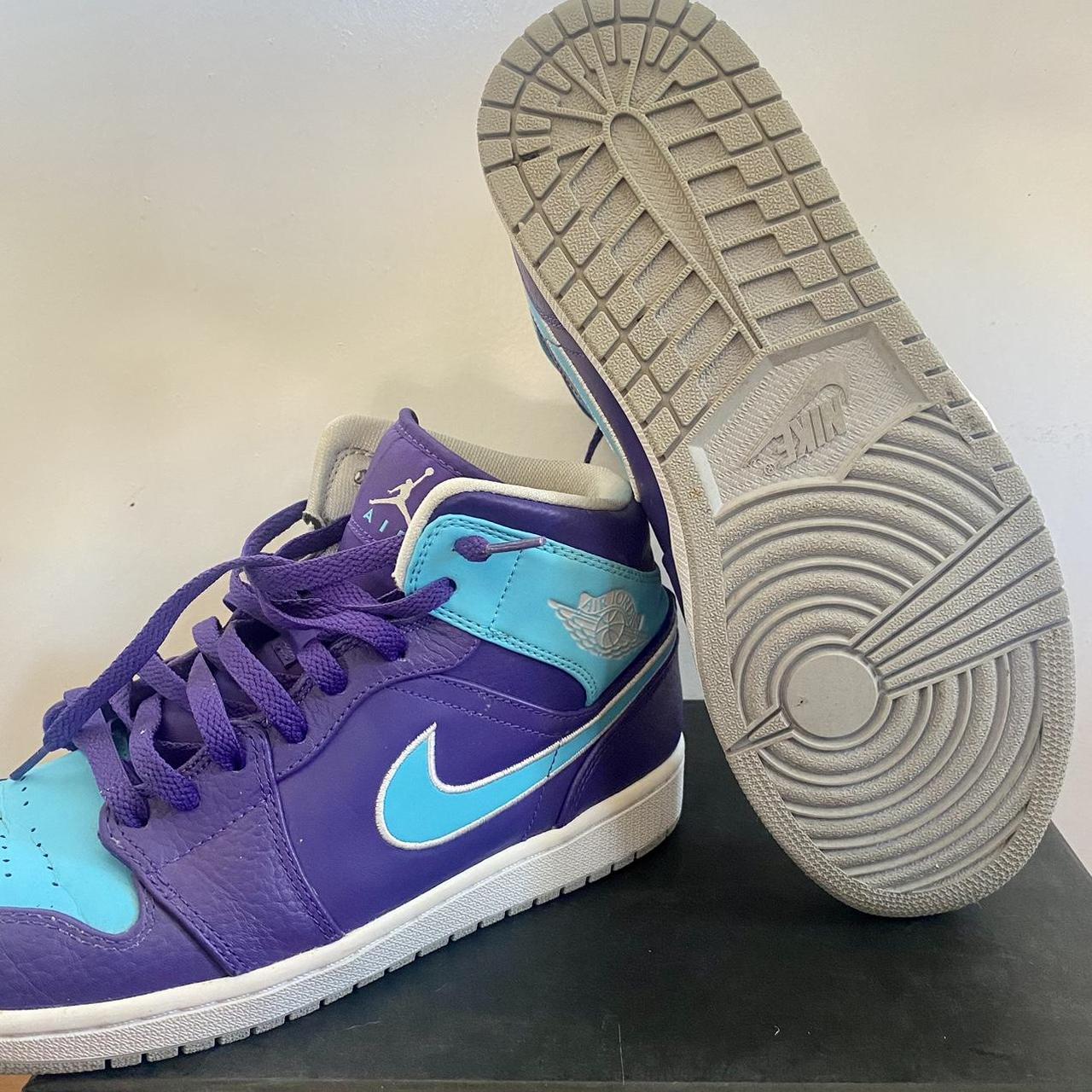 AIR JORDAN 1 MID 'Hornet' COURT PURPLE/METALLIC | Depop