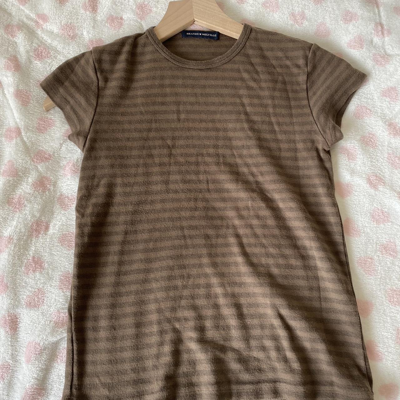 Brandy Melville Women's Brown Tshirt Depop