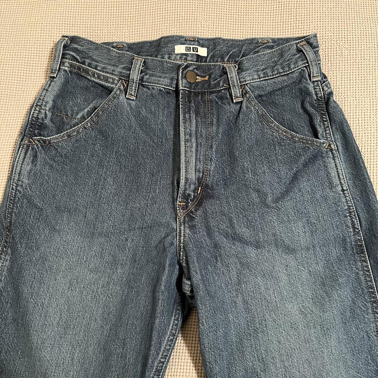 Uniqlo straight leg blue jeans, in excellent... - Depop