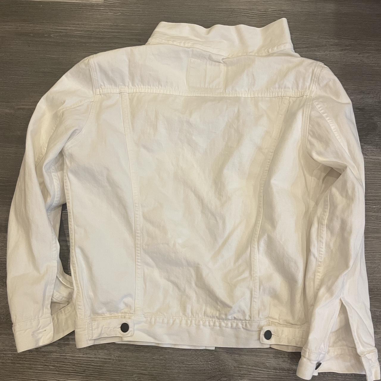 Levi's Women's White Jacket | Depop