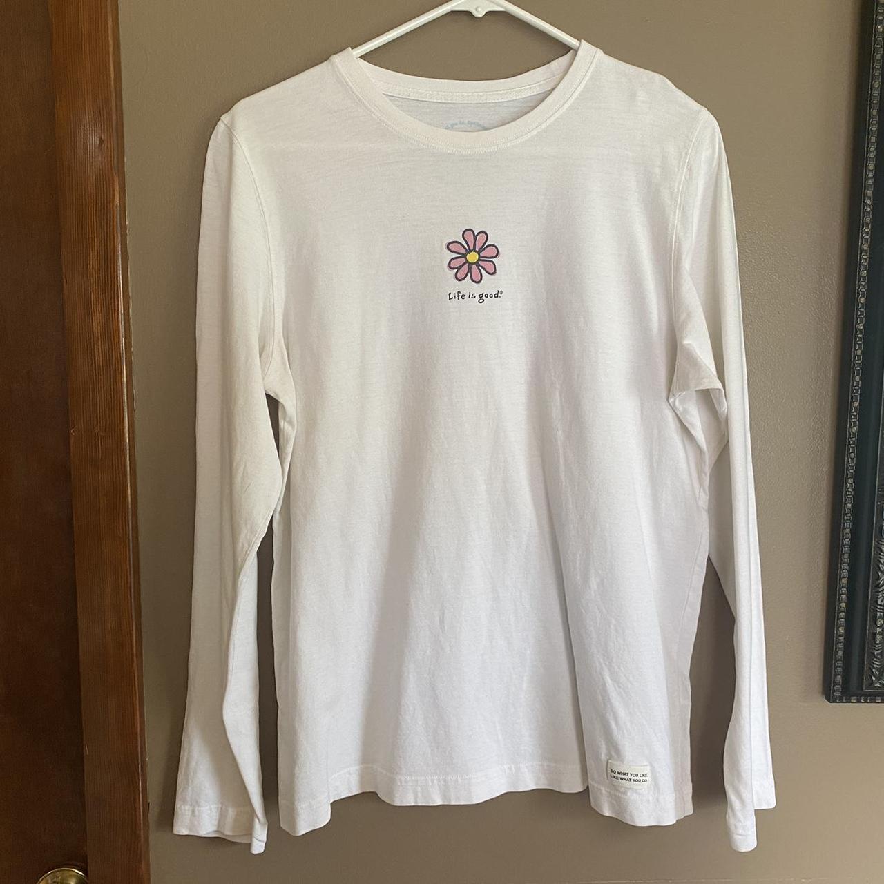 Daisy Life is Good Long Sleeve Tee This shirt is in... - Depop