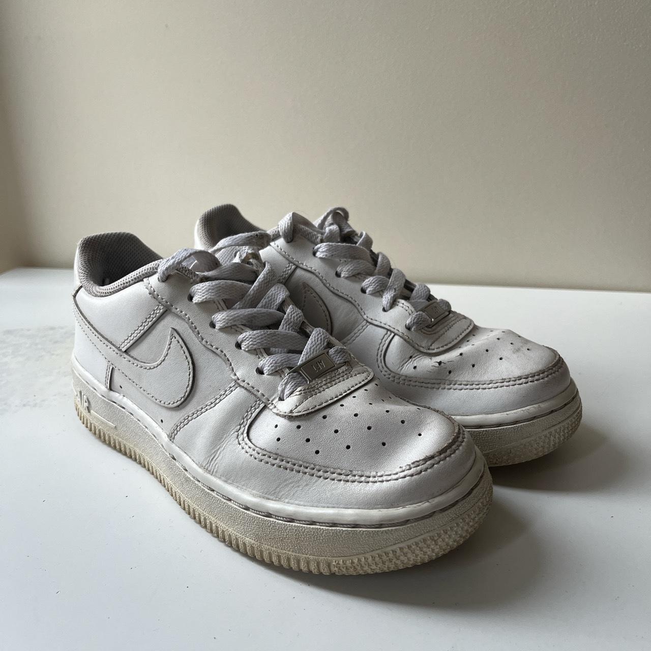 white nike air force trainers