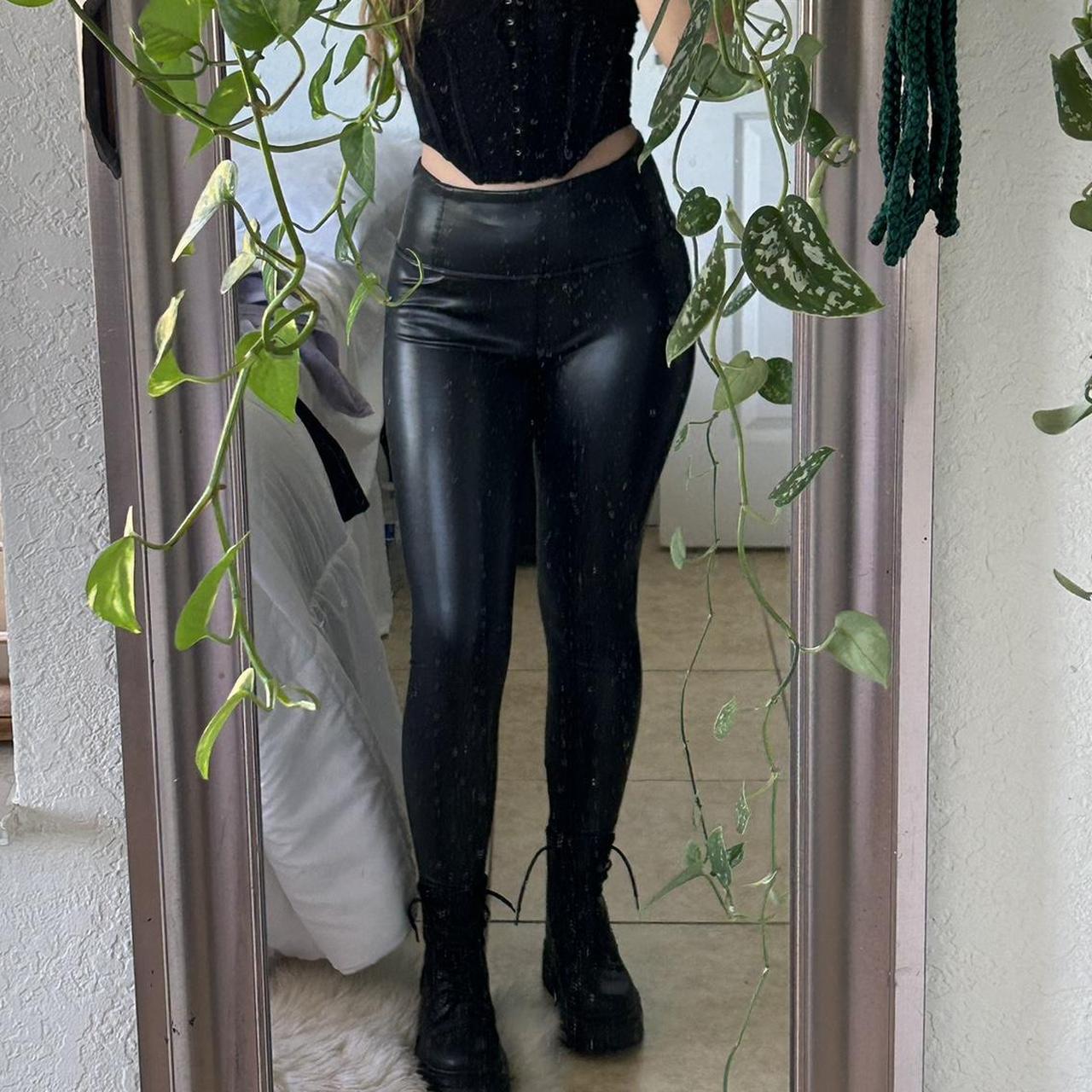 Black topshop-leather-leggings - Depop