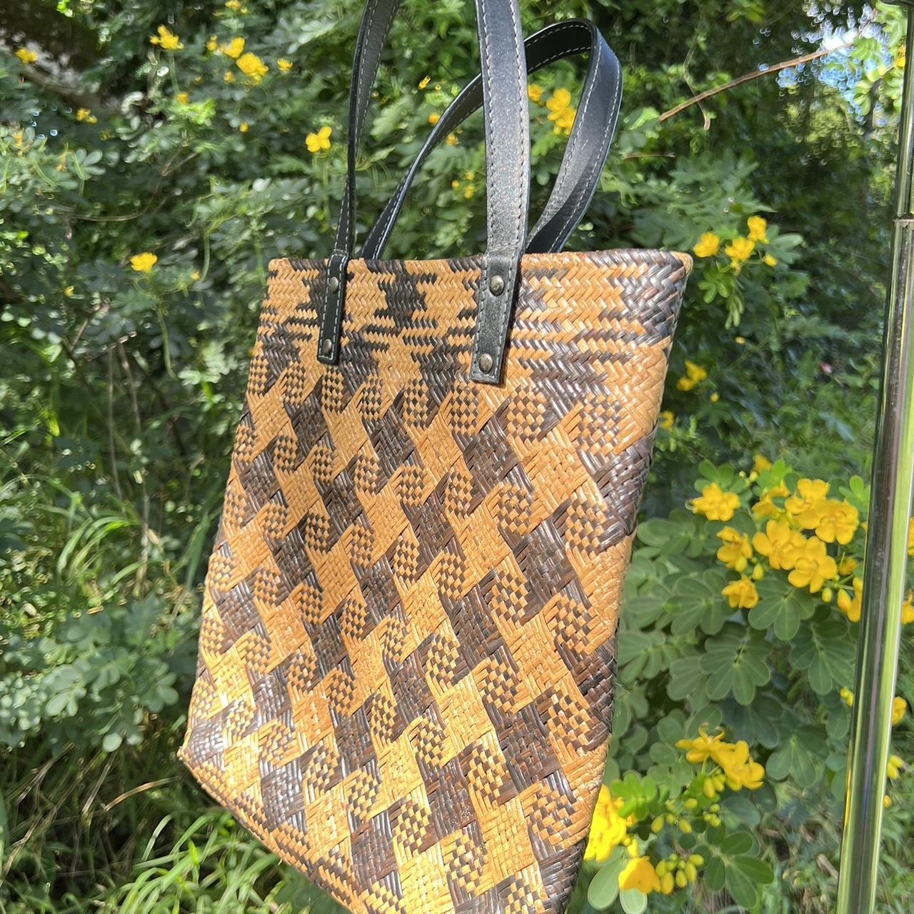 Vintage Rattan tote bag - Depop