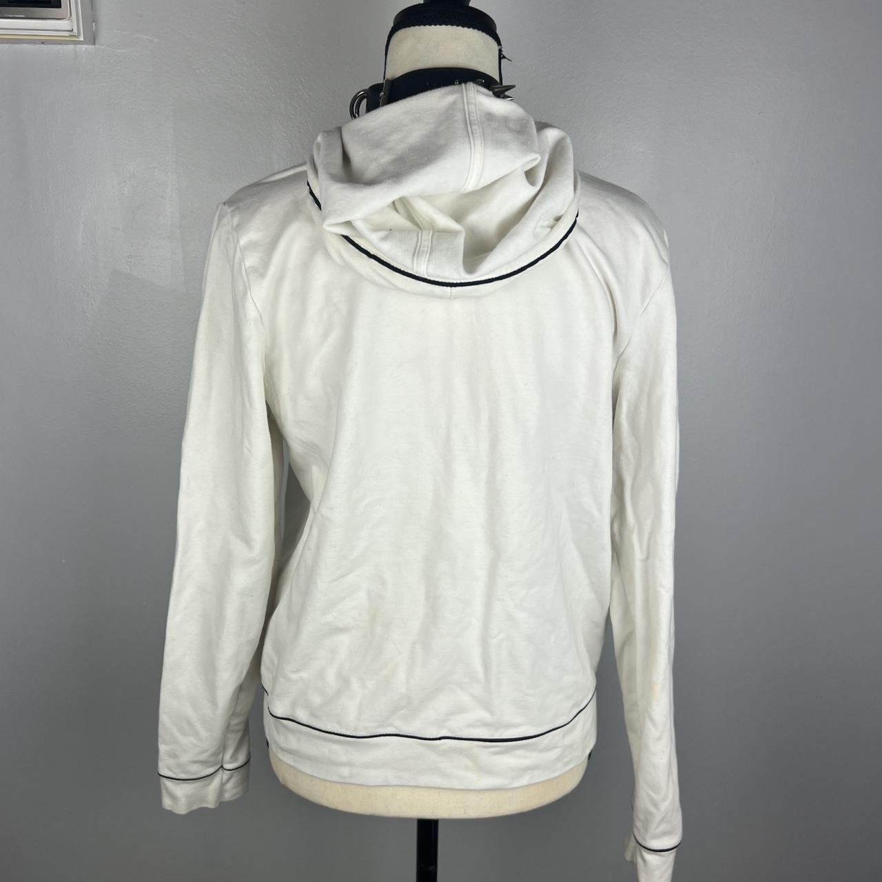 Banana Republic Women's Jumper Depop