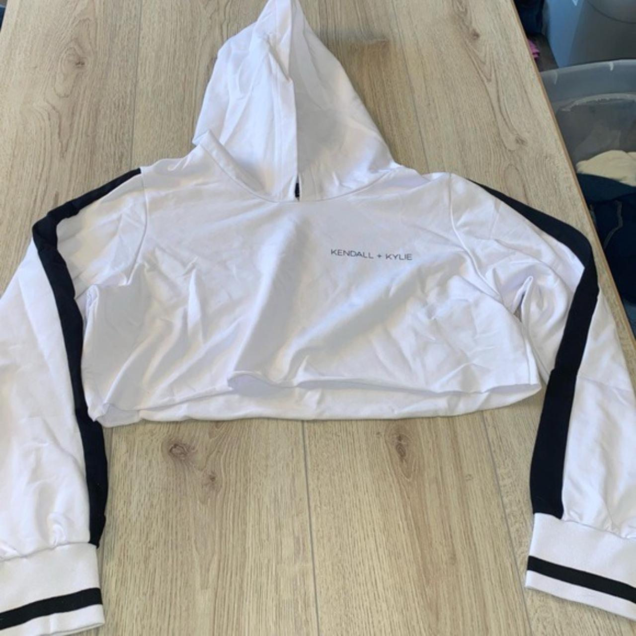 Kylie jenner white discount hoodie