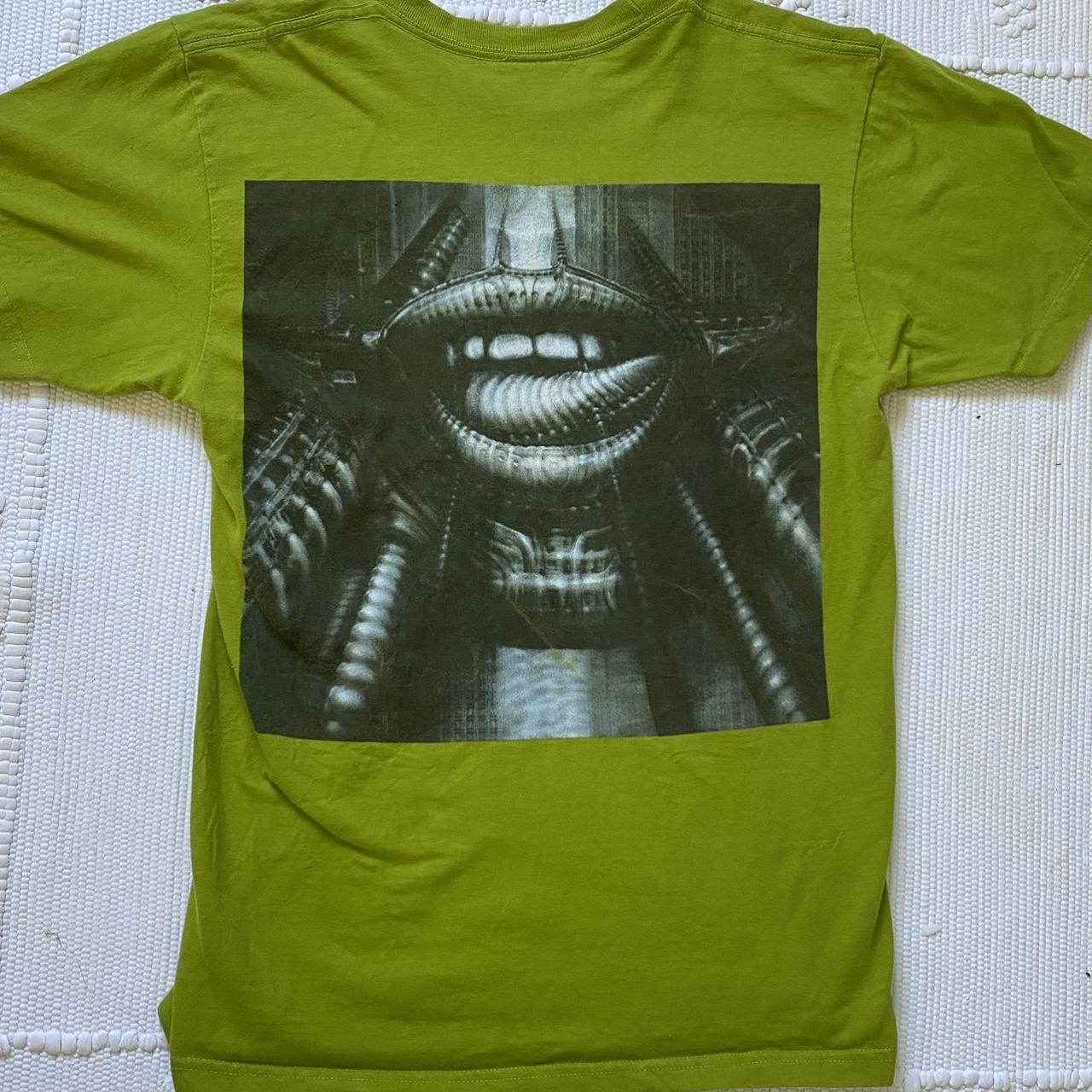 Alien supreme outlet shirt