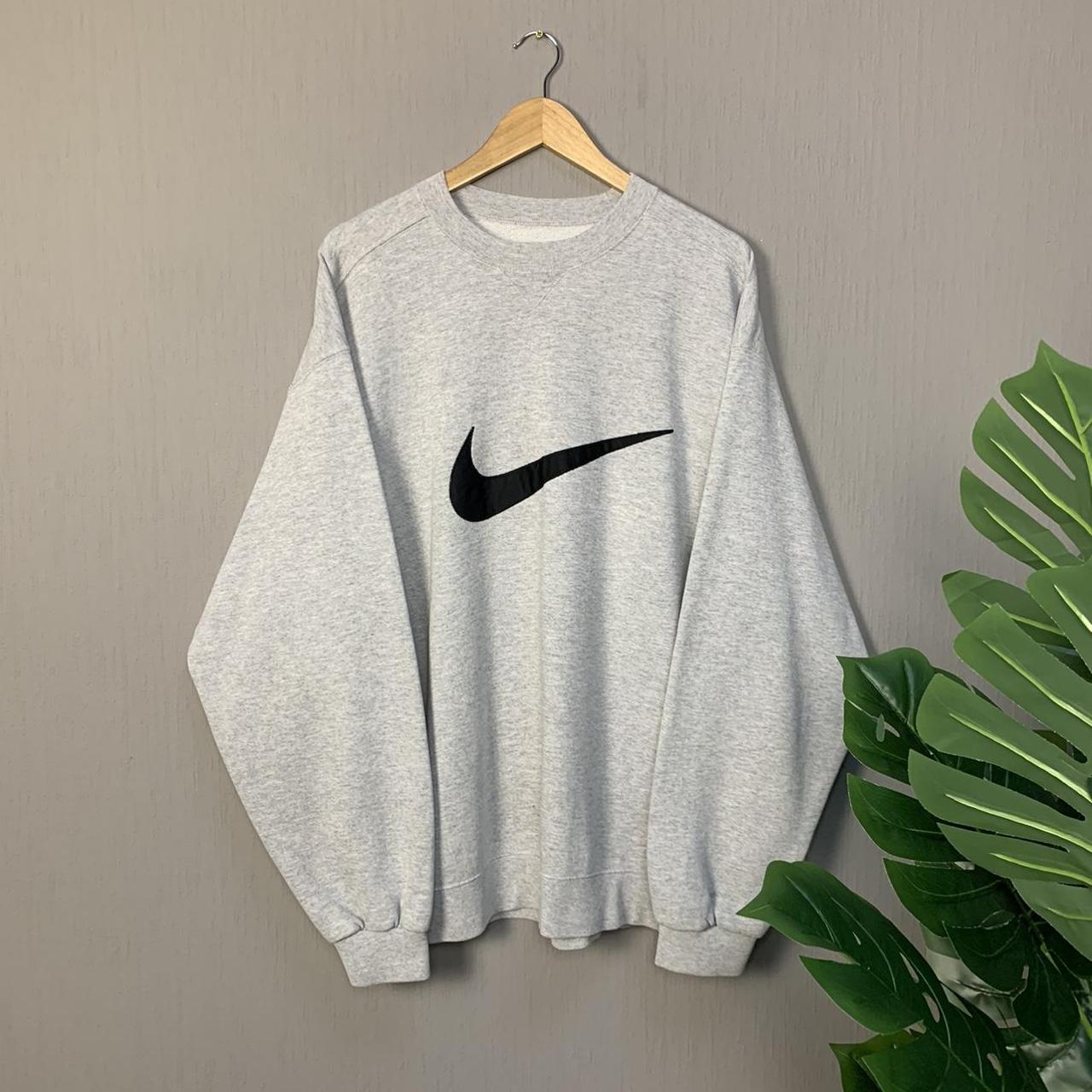 Nike sweatshirt outlet big swoosh