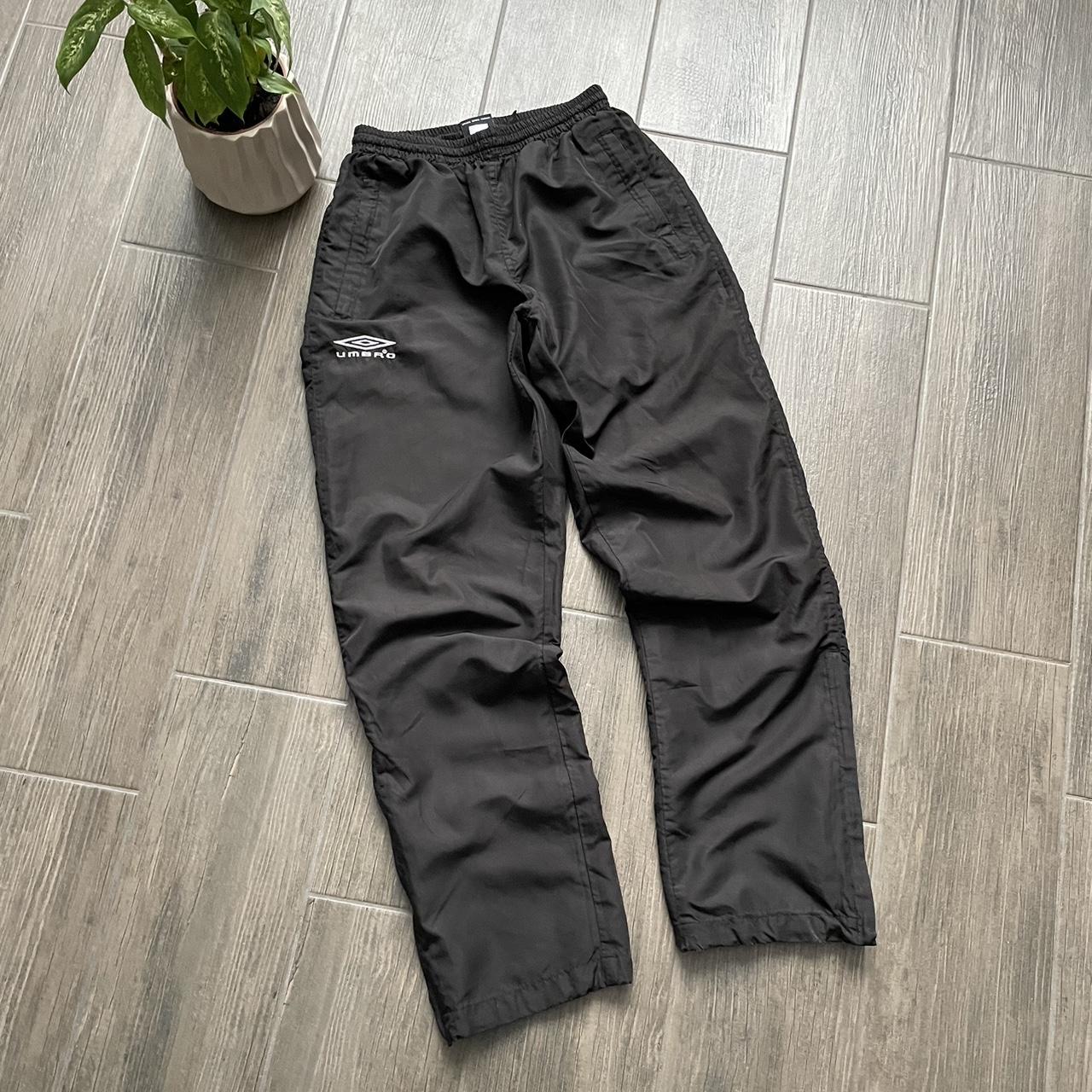 Umbro on sale cargo sweatpants