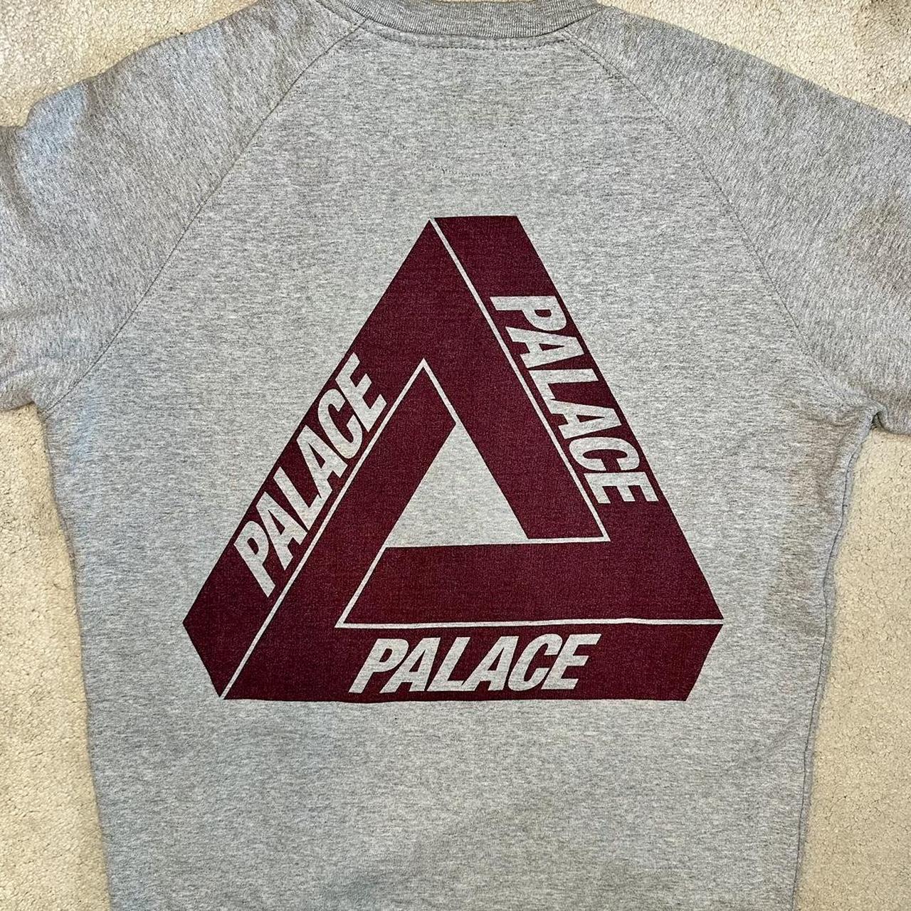 トップス Palace Tour de Force Crew Crewneck Palace Tour De Force Sweatshirt in Black Size | Depop