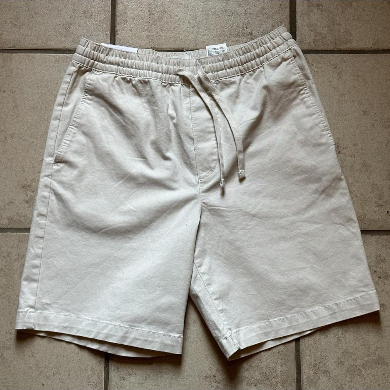 H&M Men's White Shorts Depop