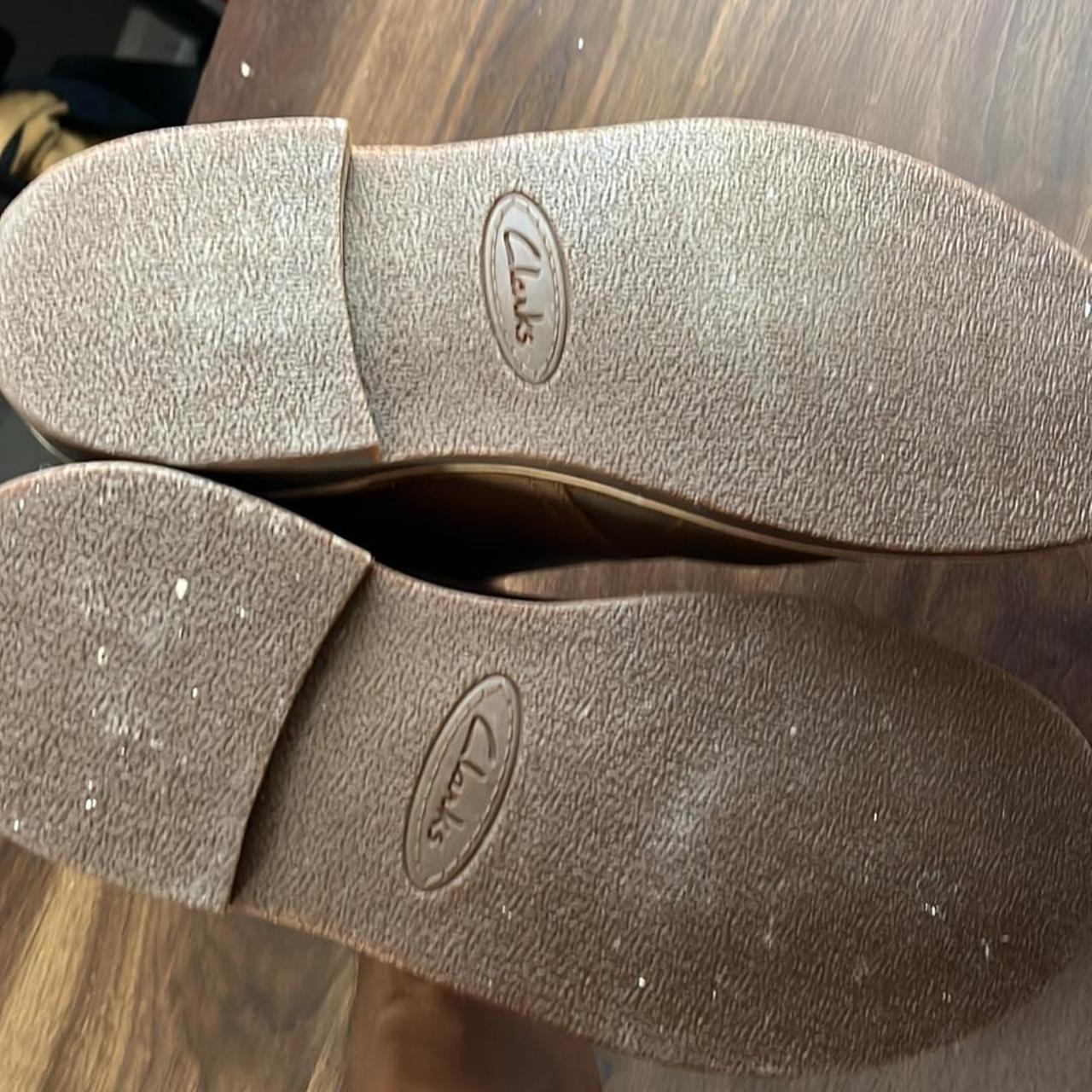 clarks leather chukka boots